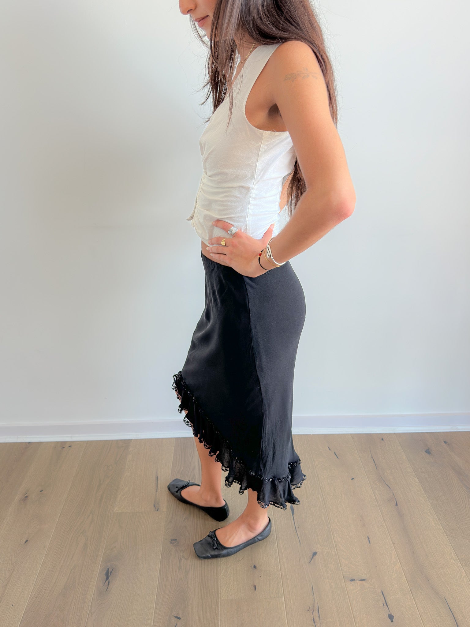 asymmetric ruffle skirt / size xs-s