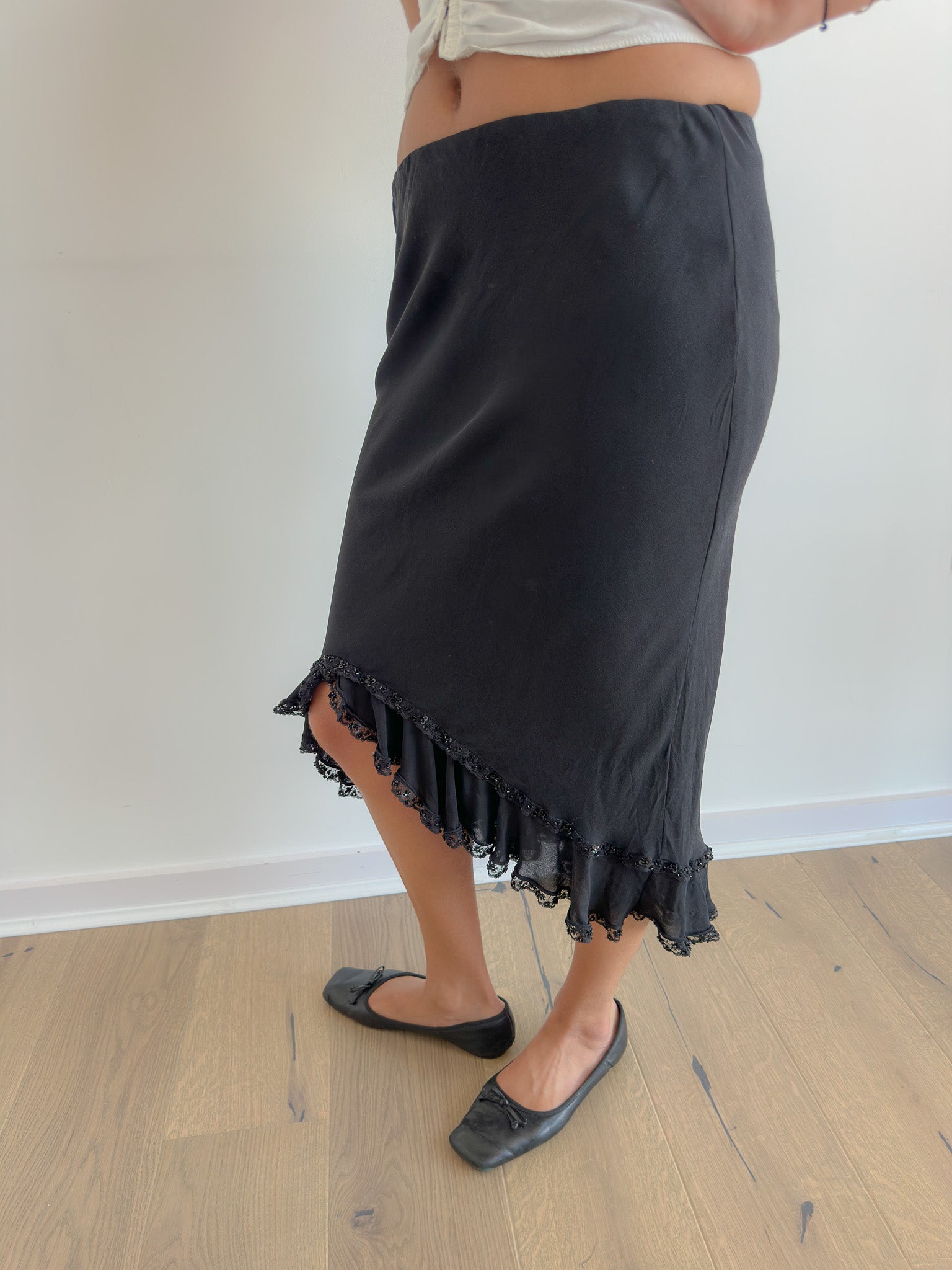 asymmetric ruffle skirt / size xs-s