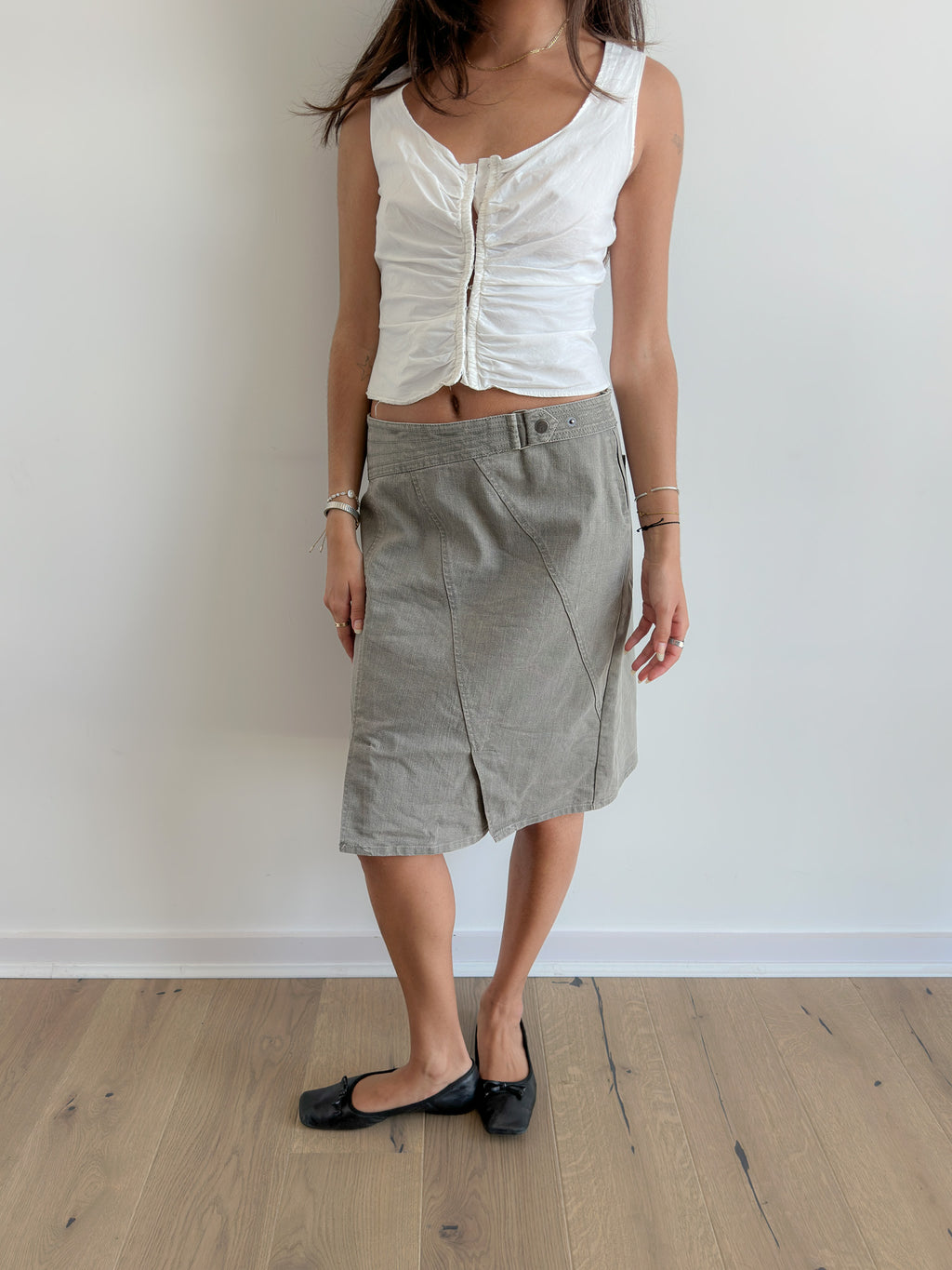 khaki midi skirt / size xs-s