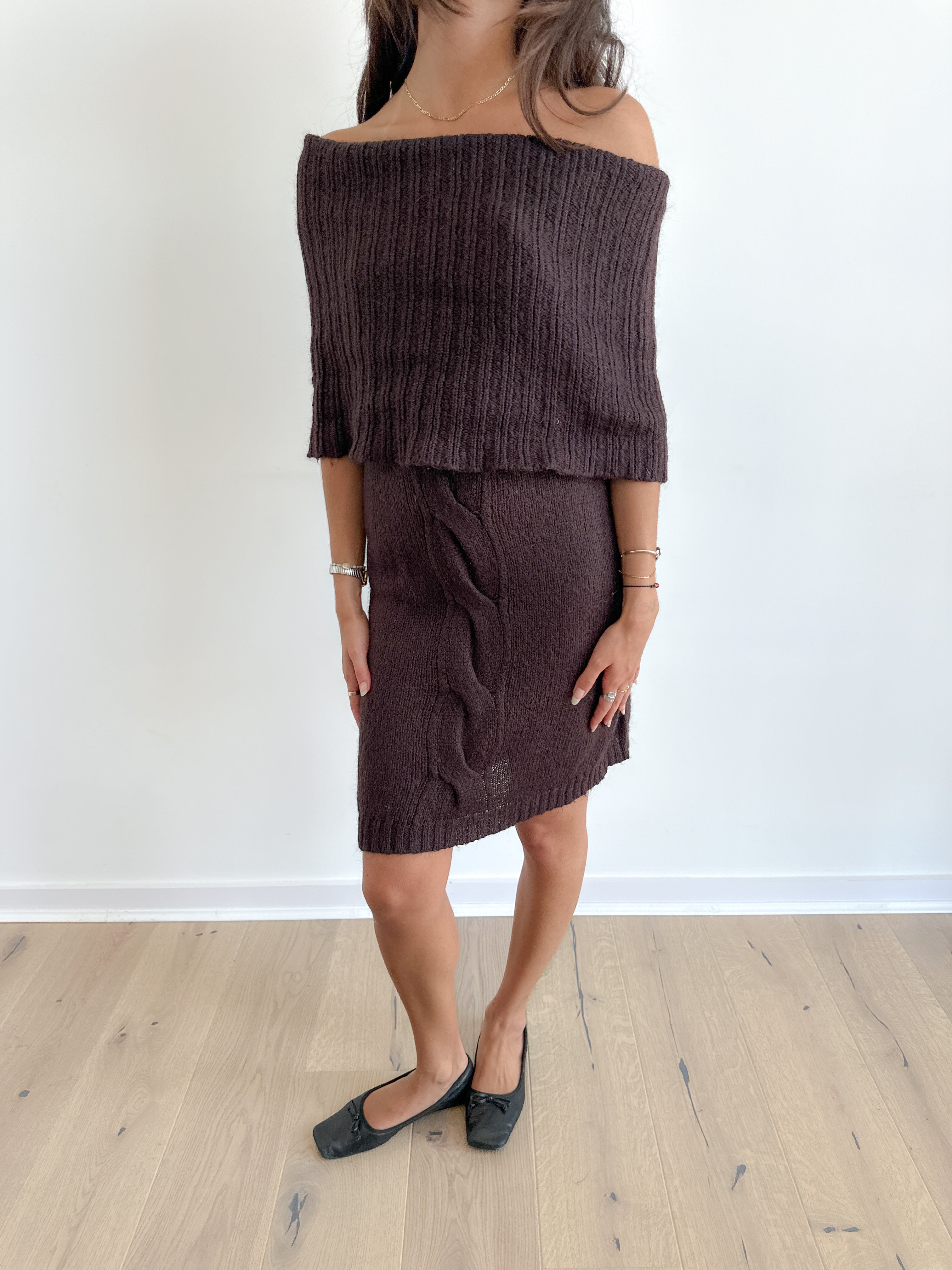 off shoulder knit dress / size s-m