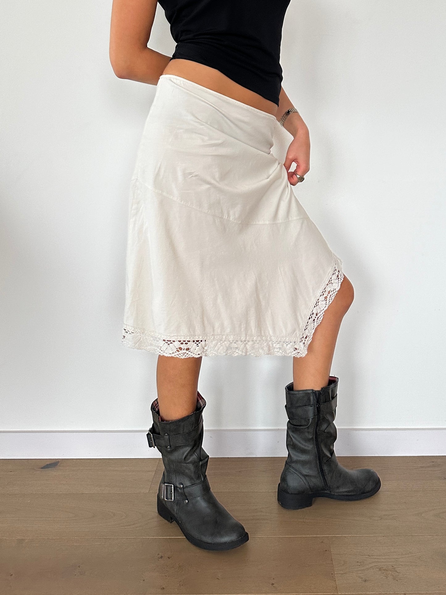 Asymmetric Slip Skirt · Size S