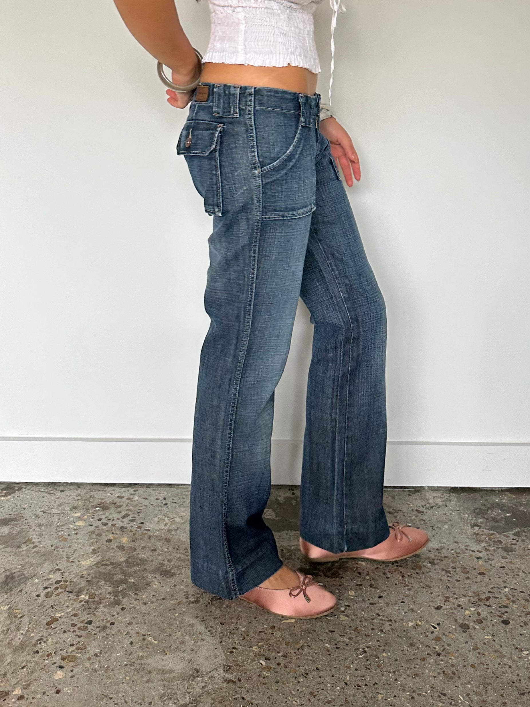 low rise jeans — size s