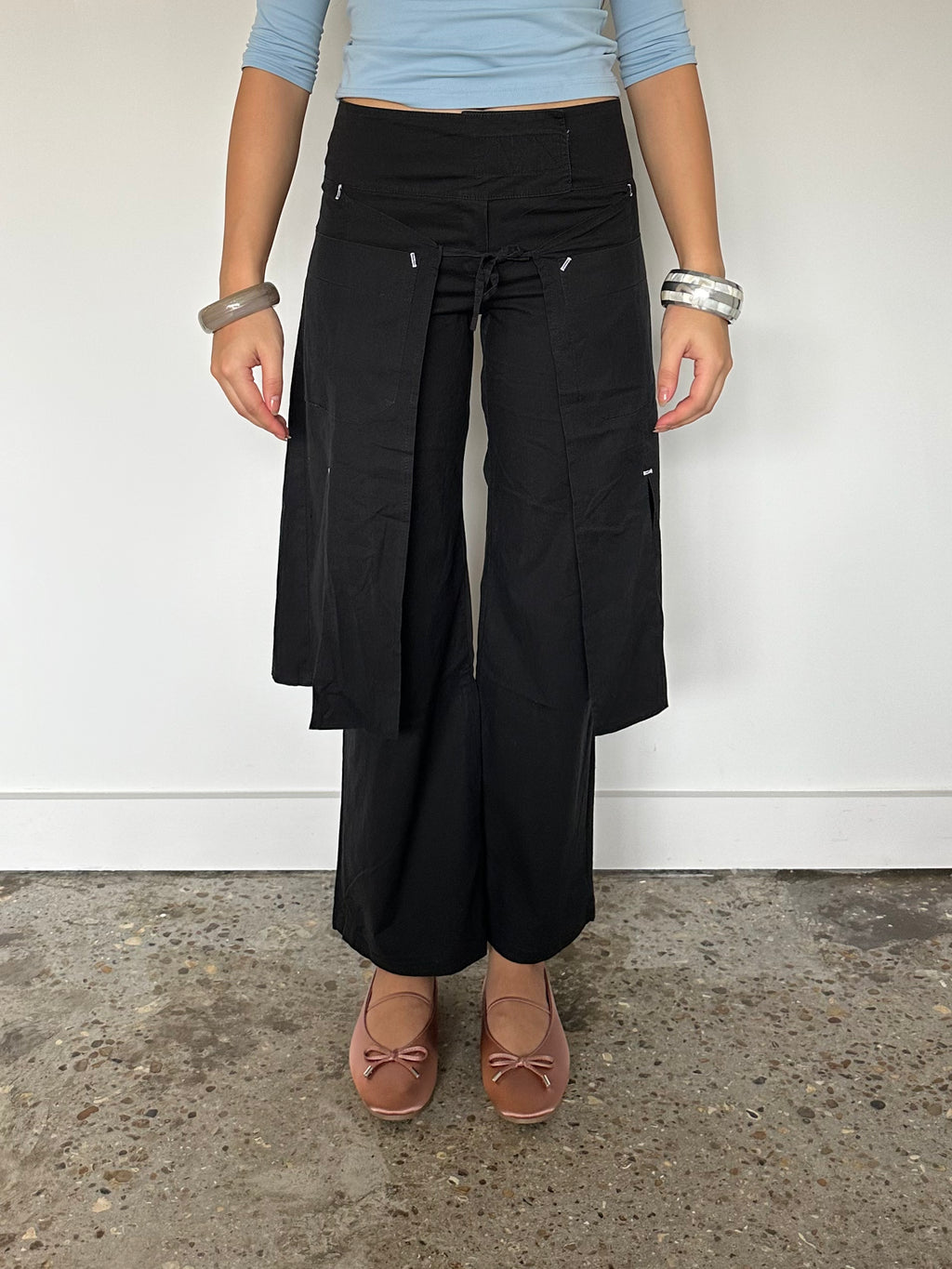 apron layered trousers — size xxs/xs