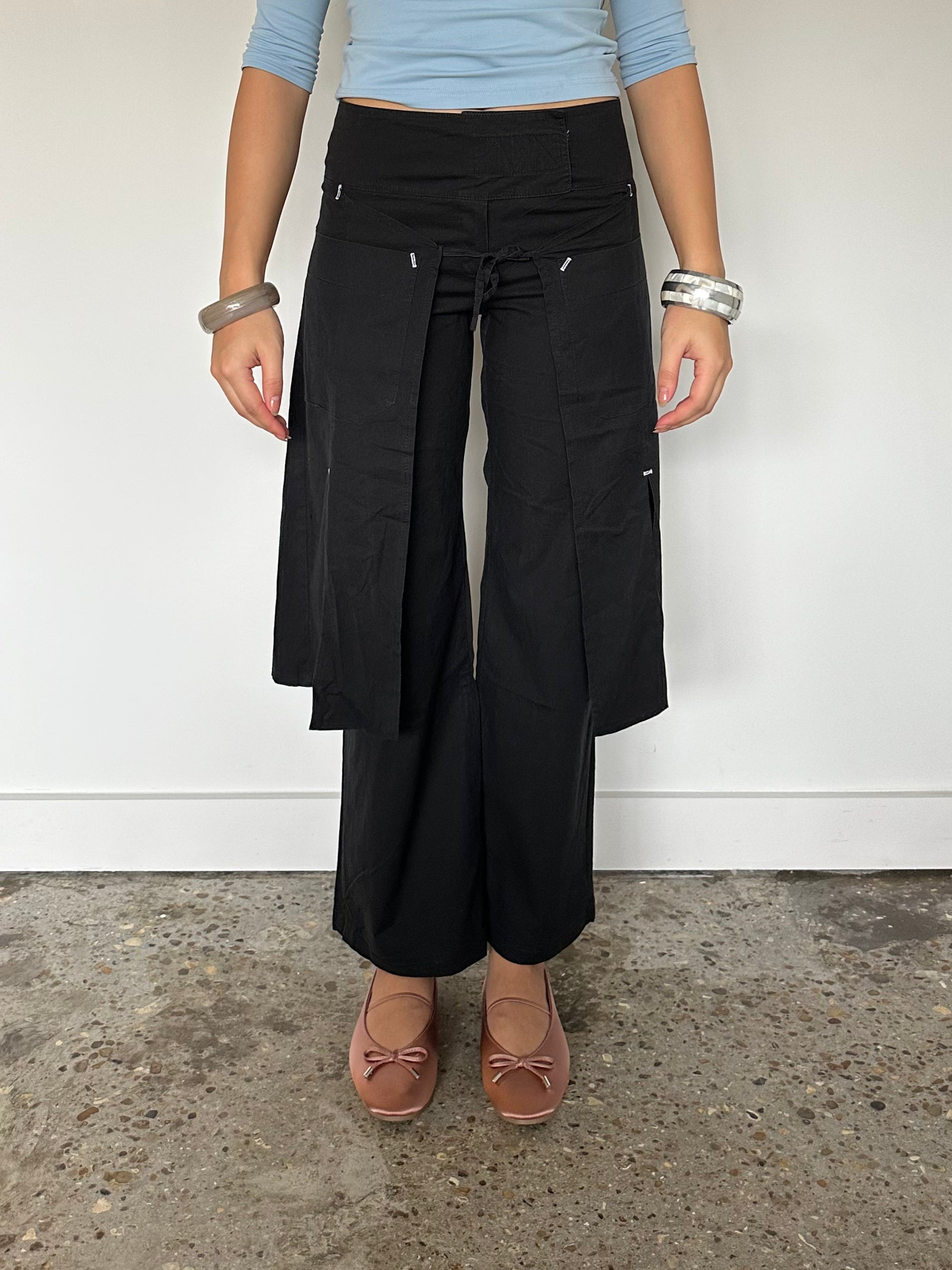 apron layered trousers — size xxs/xs