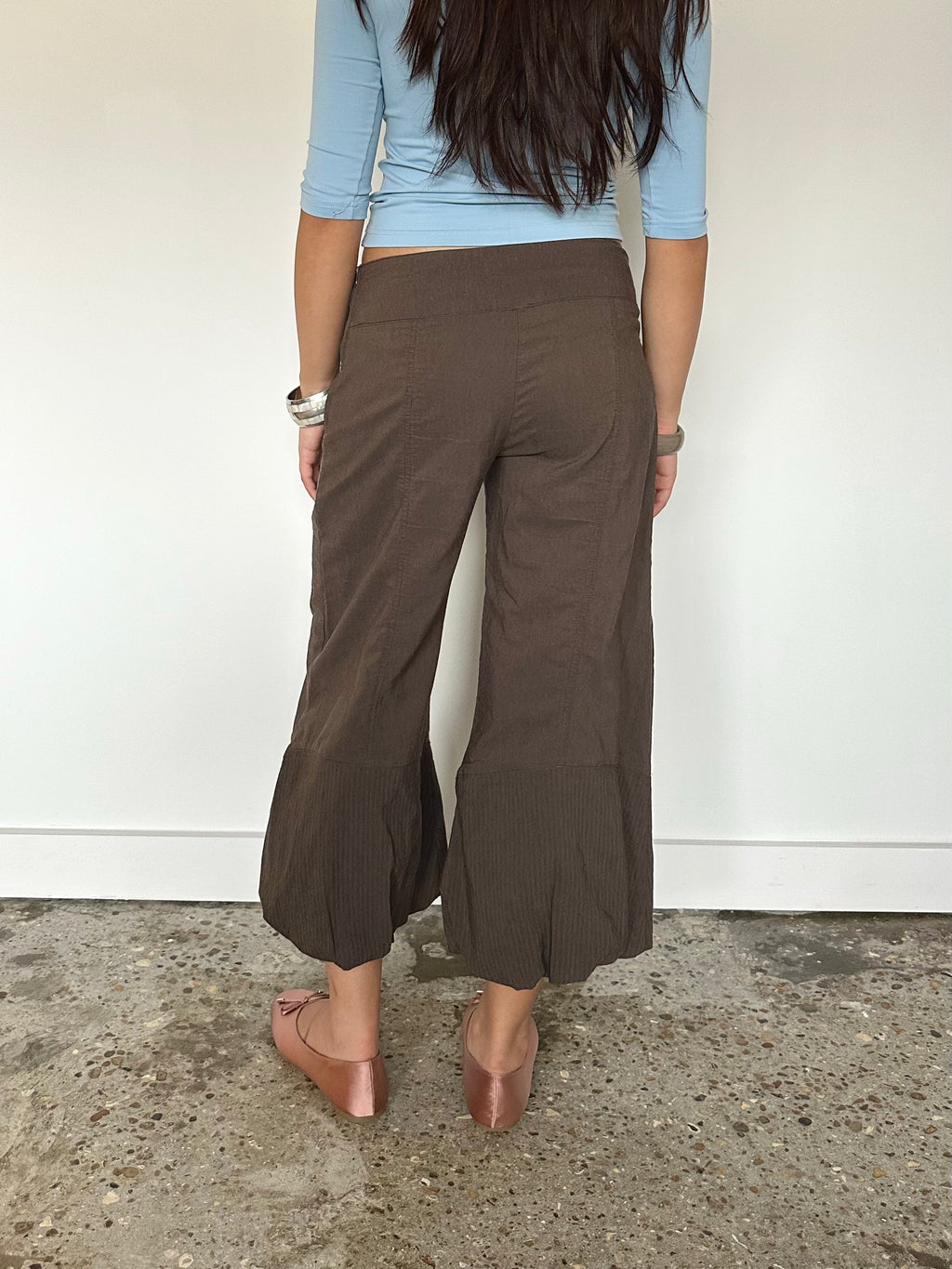 brown capris — size s