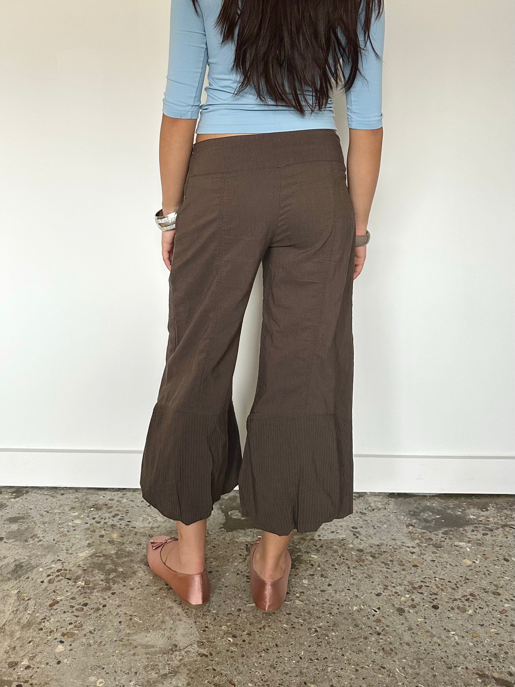 brown capris — size s