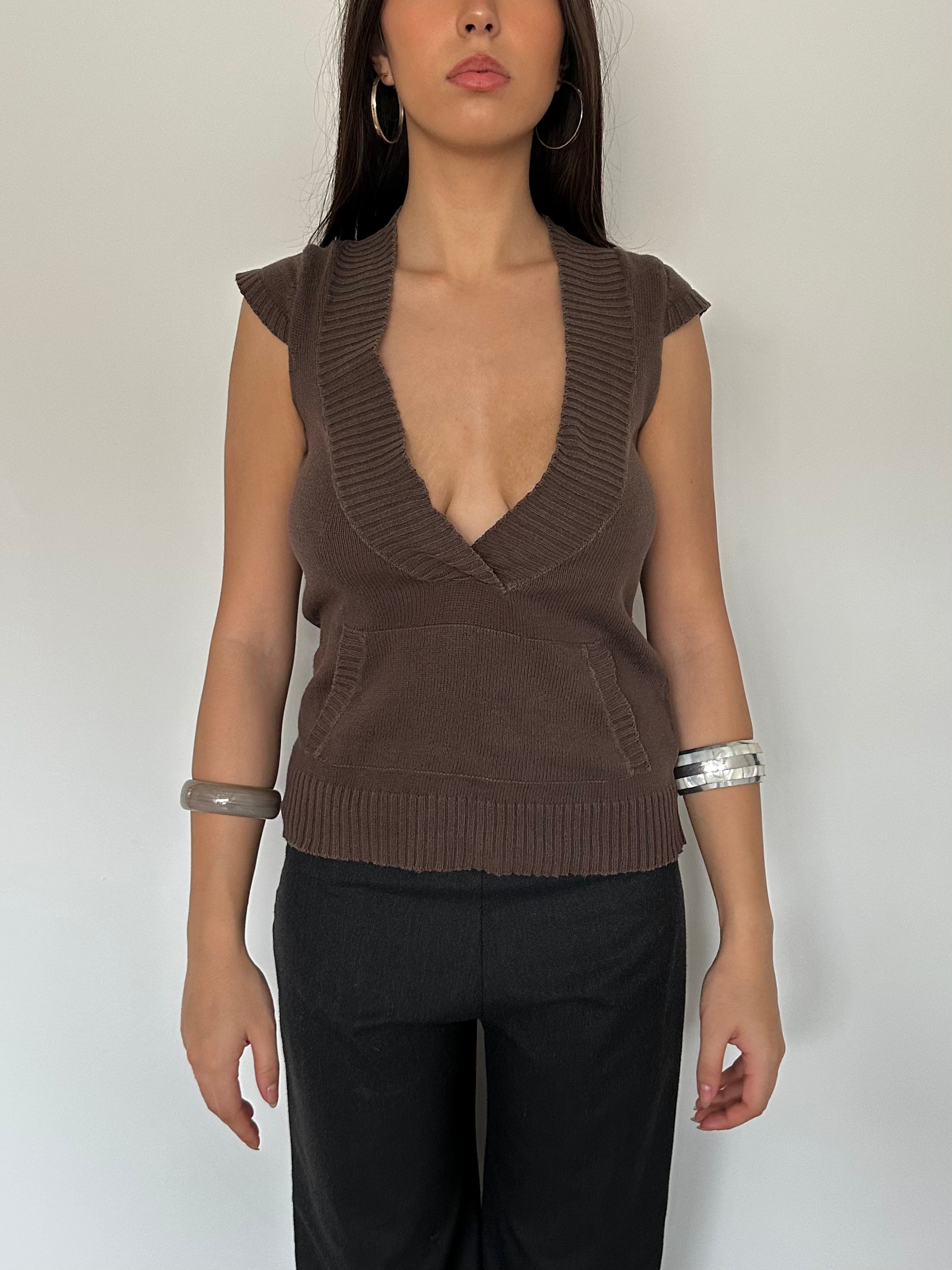 knit top — size s/m