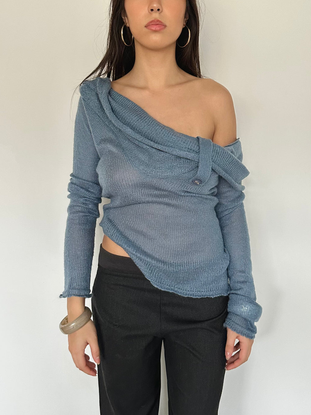 off shoulder knit — size s/m