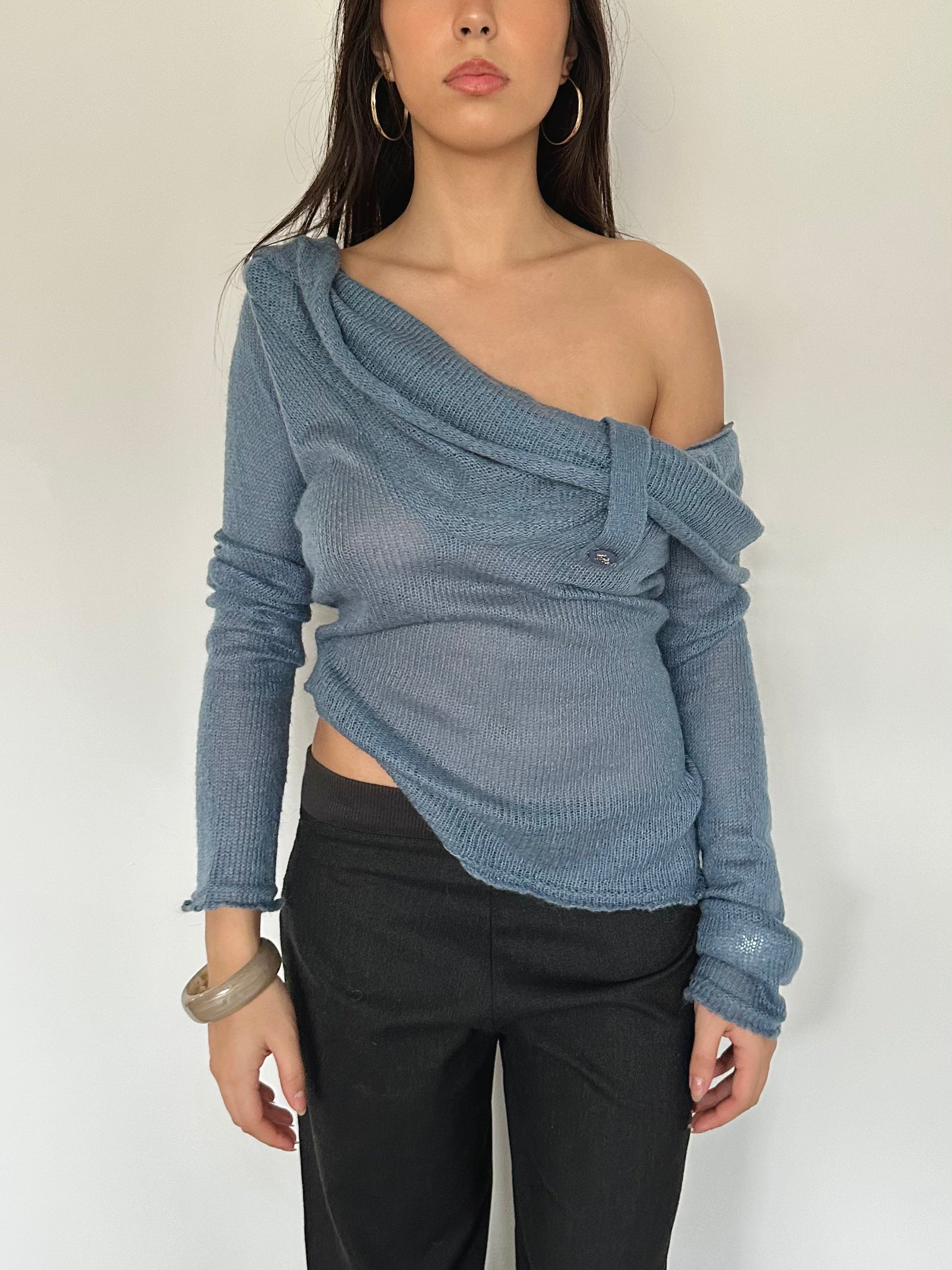 off shoulder knit — size s/m