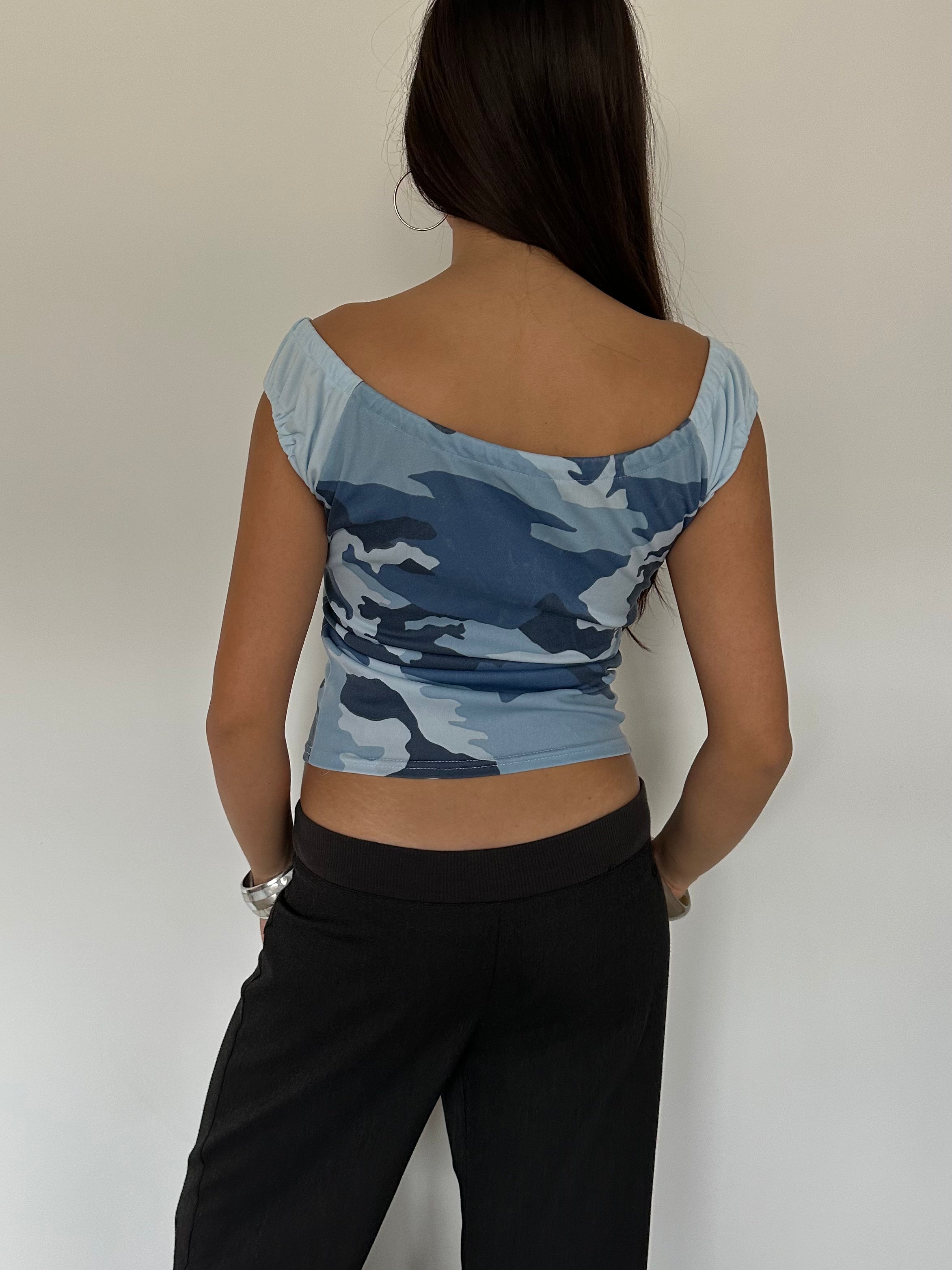 camo top — size xs/s