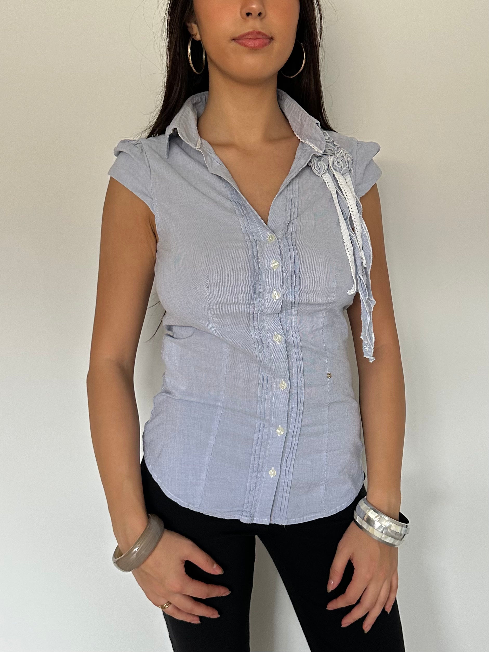 button up shirt — size s