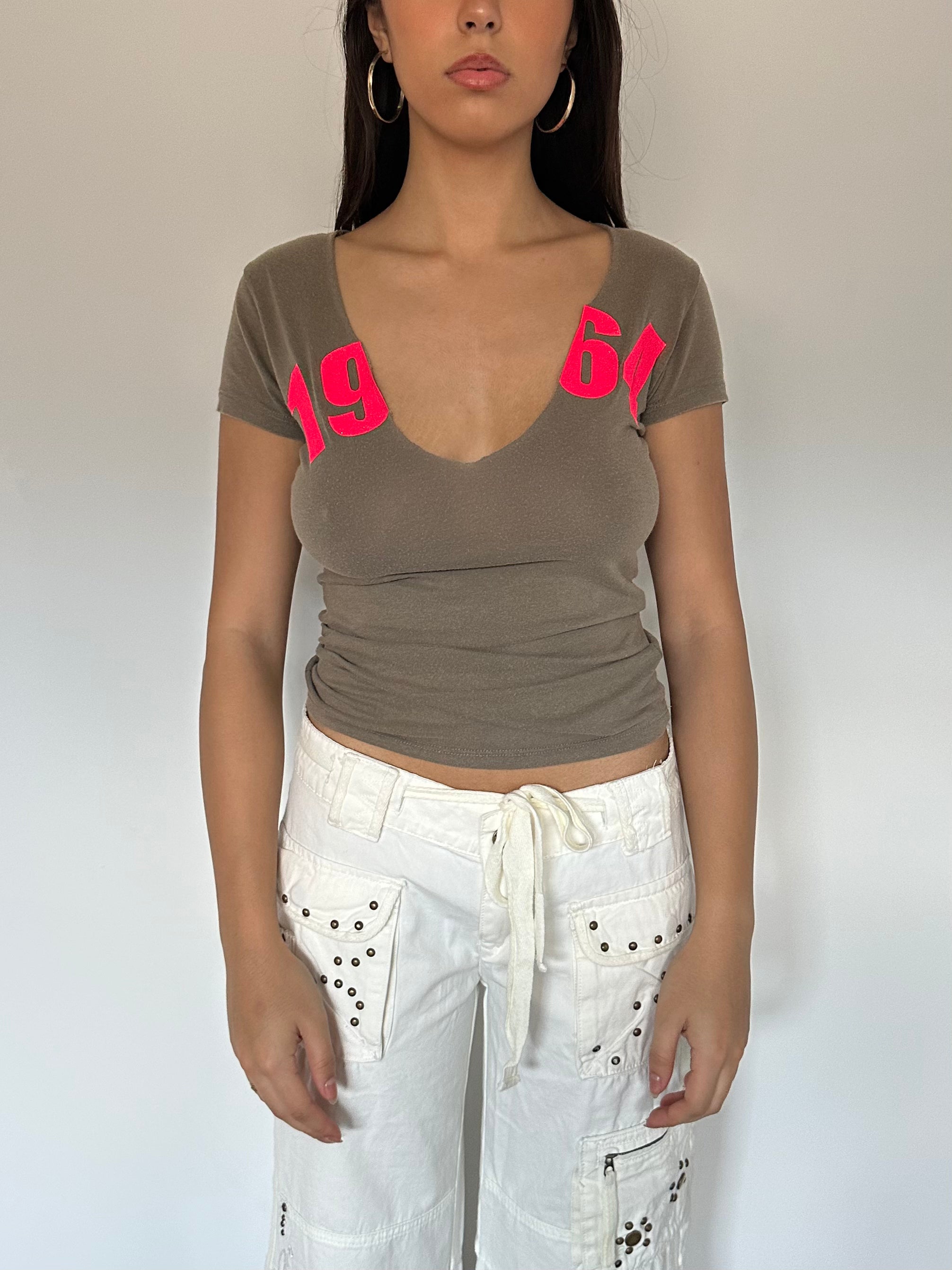 v-neck top — size xs