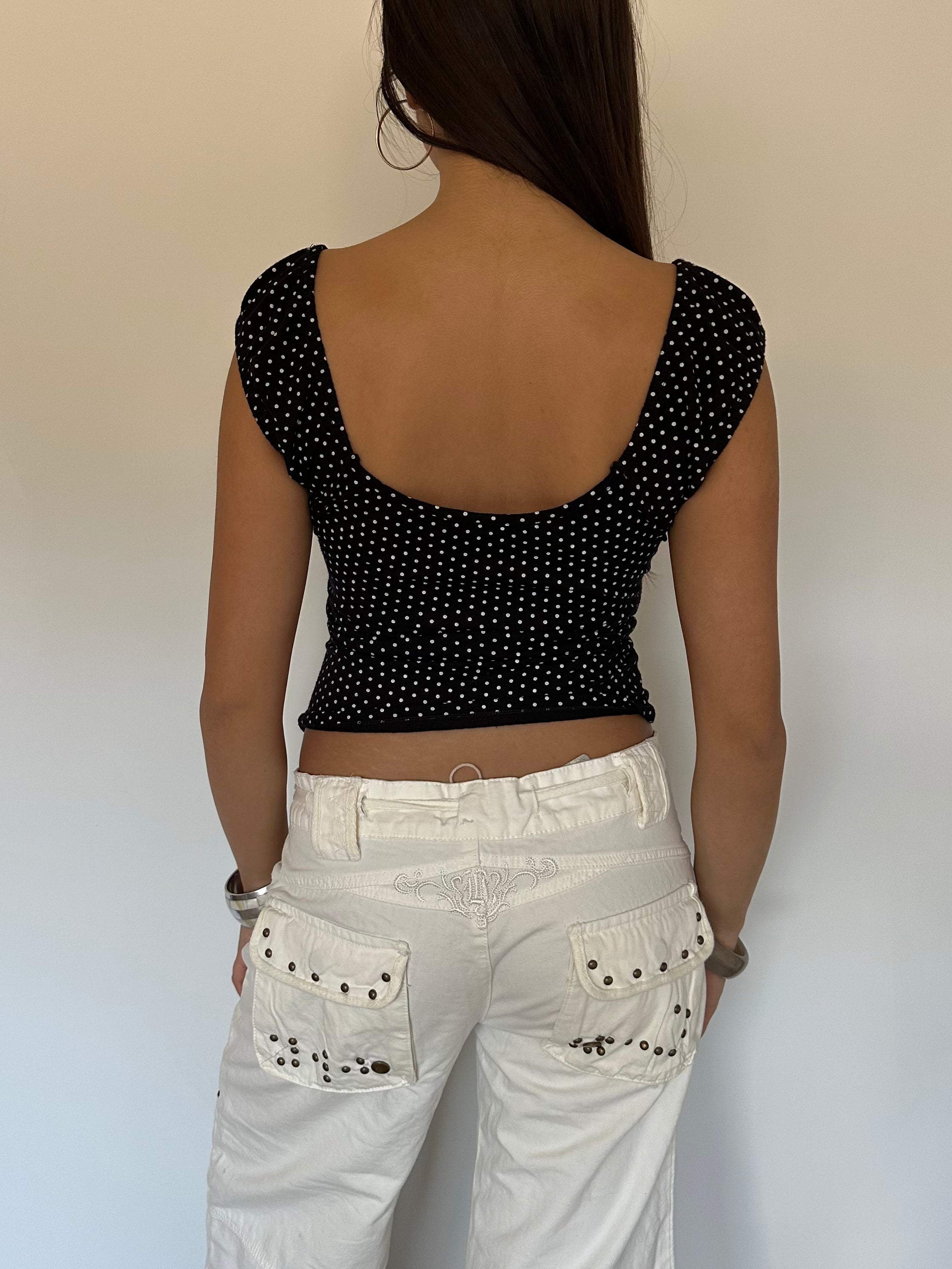 polka dot top — size m
