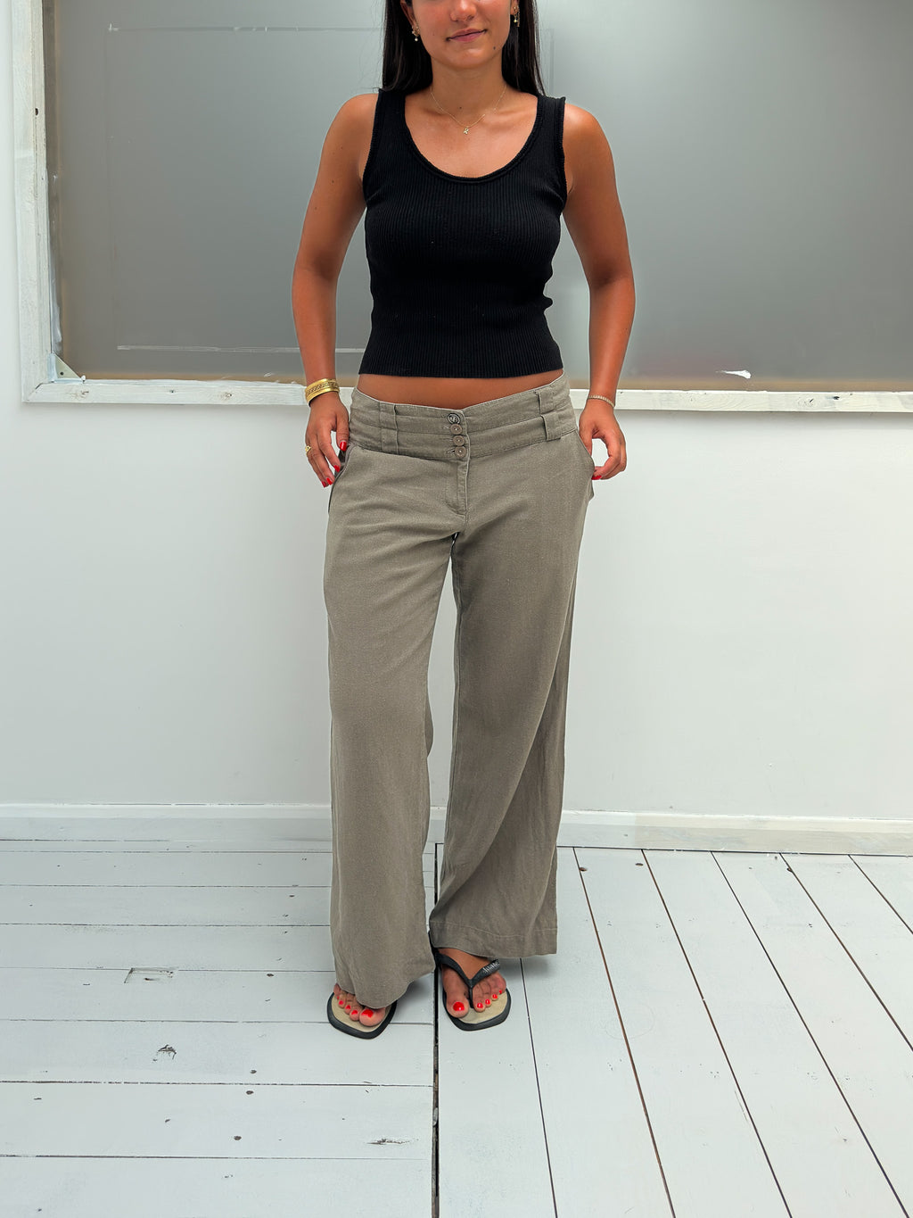 low rise wide leg pants — size S/M