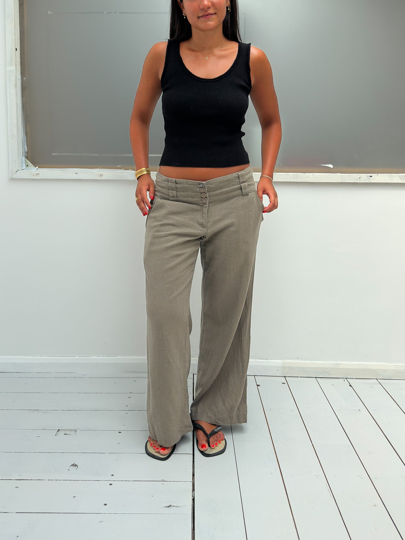 low rise wide leg pants — size S/M