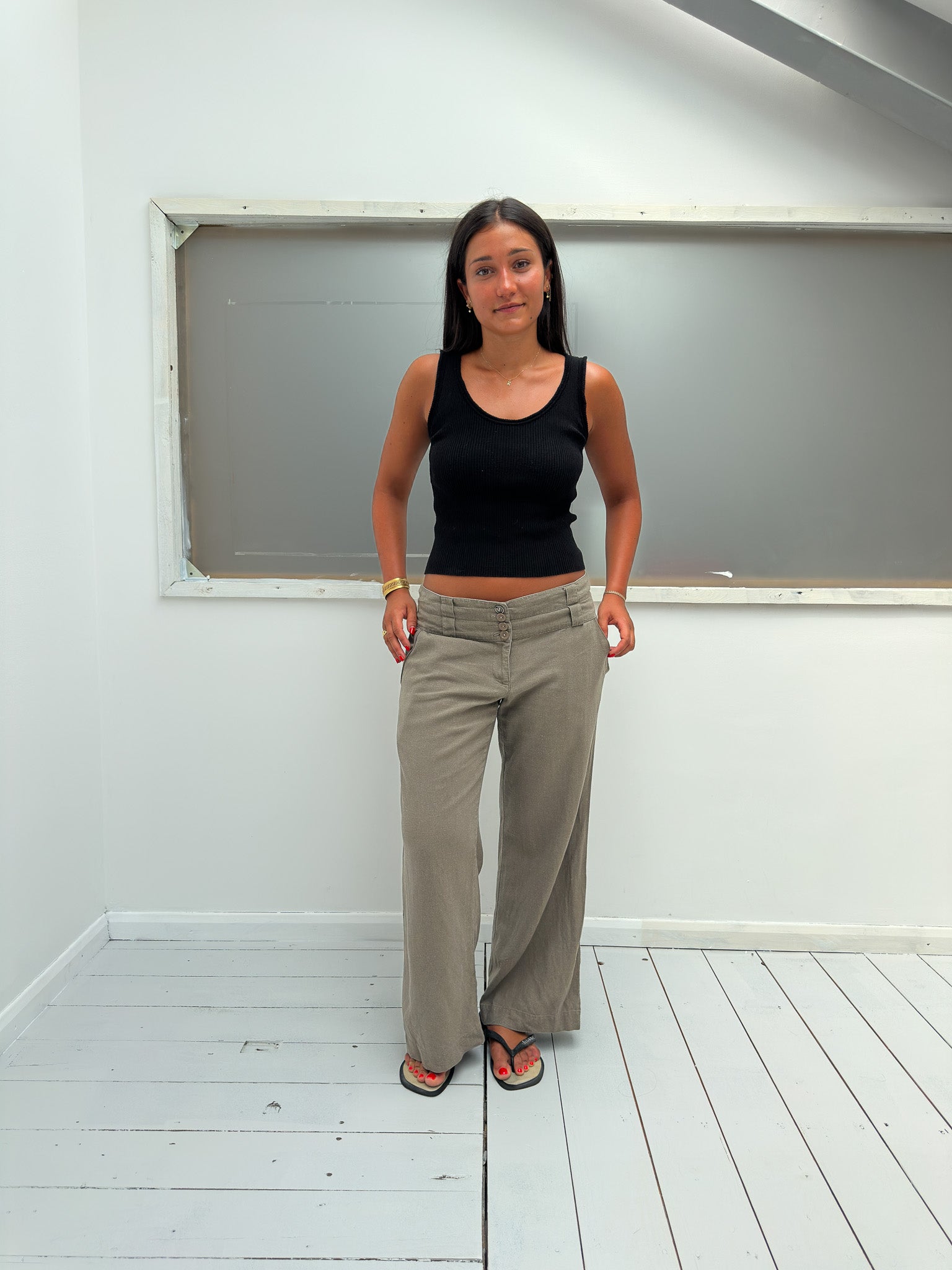 low rise wide leg pants — size S/M