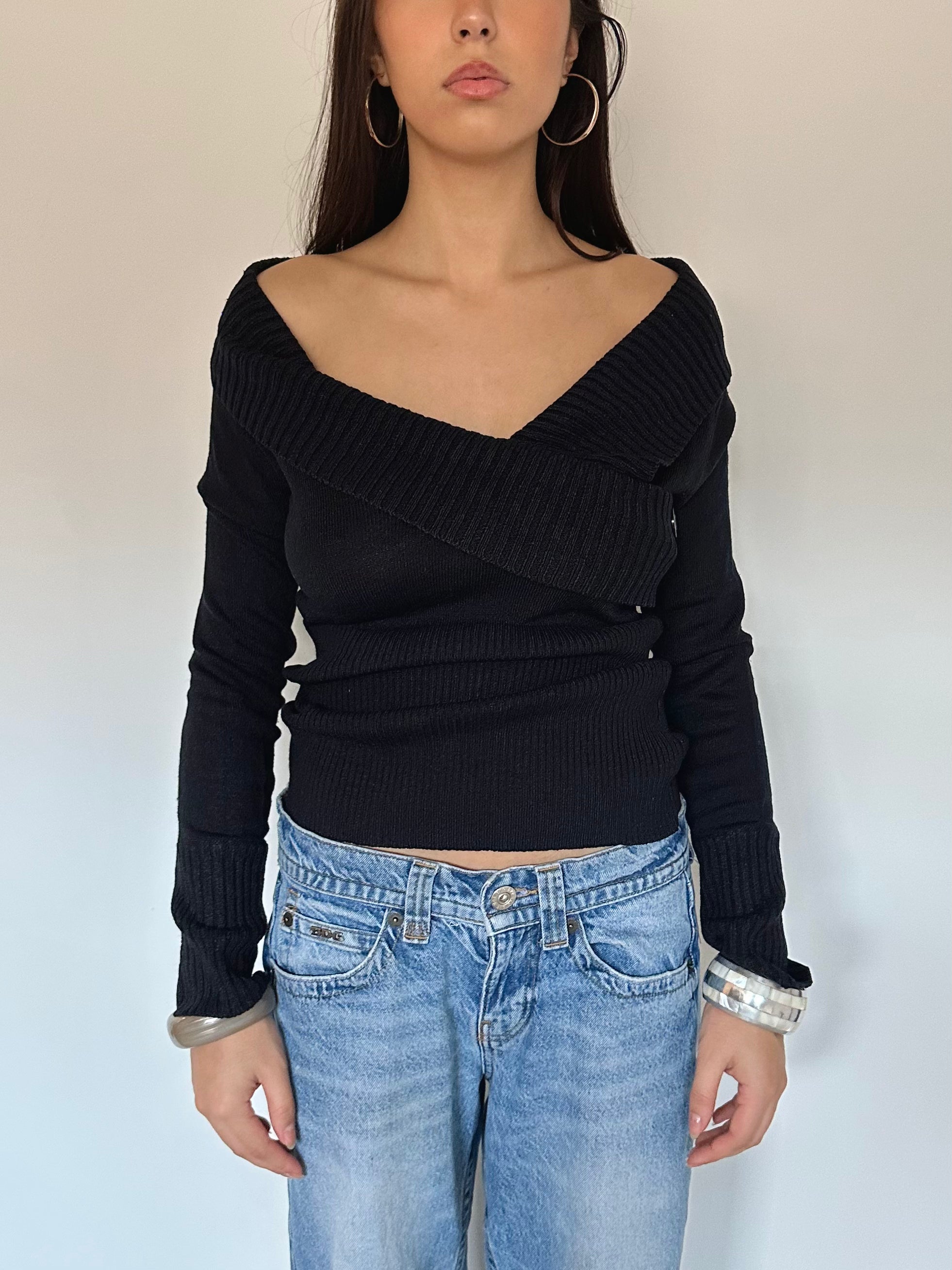off shoulder knit — size s