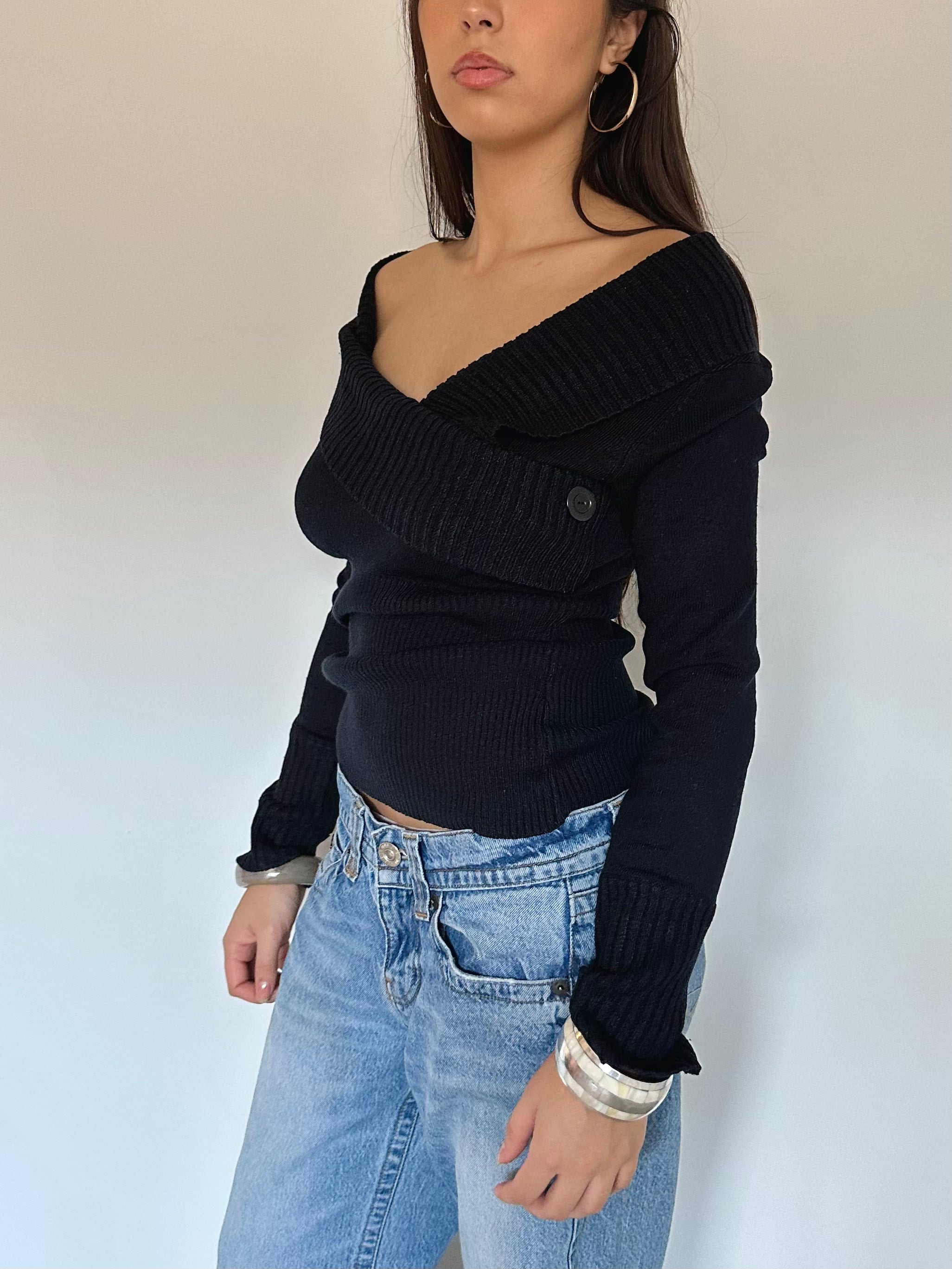 off shoulder knit — size s