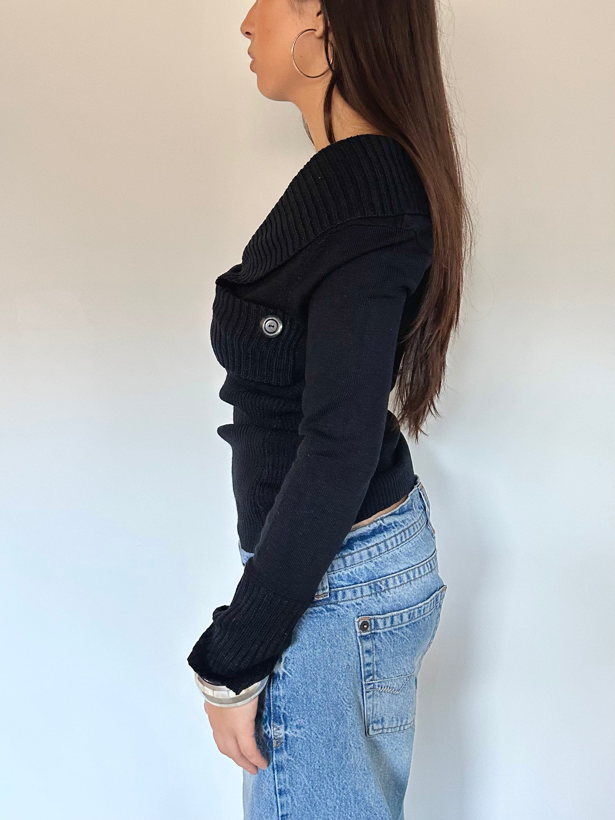 off shoulder knit — size s