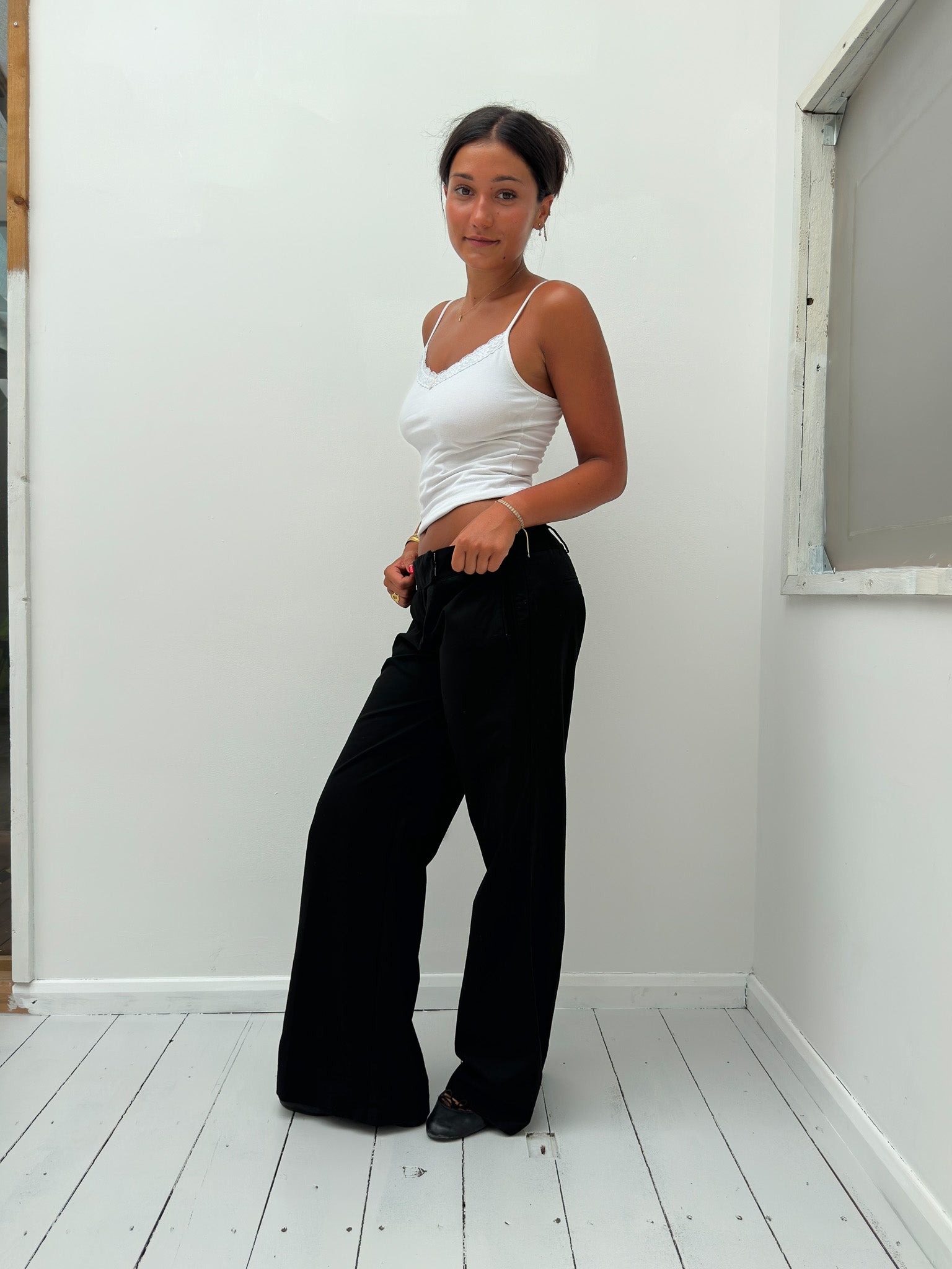 low rise wide leg trousers — size S/M