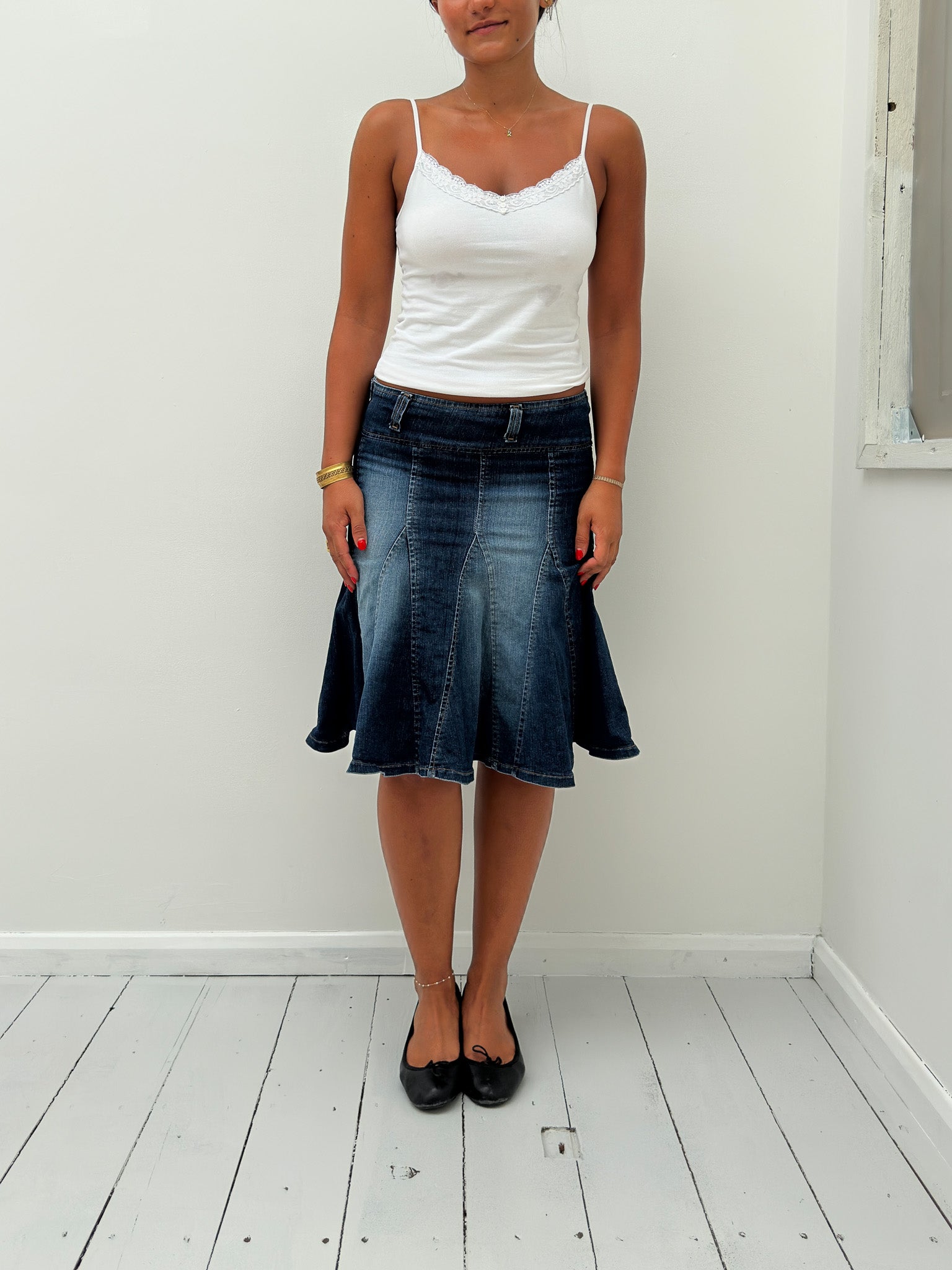 denim midi skirt — size XS