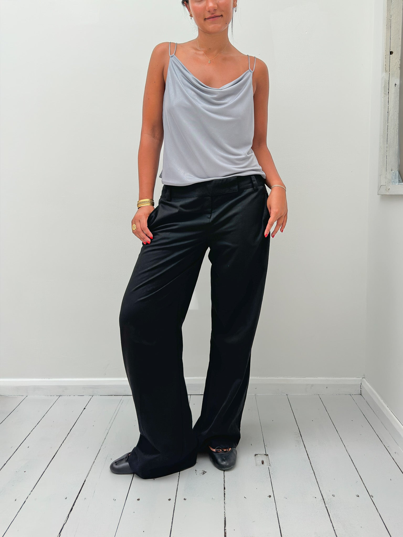 slinky metallic cowl neck top — size S/M