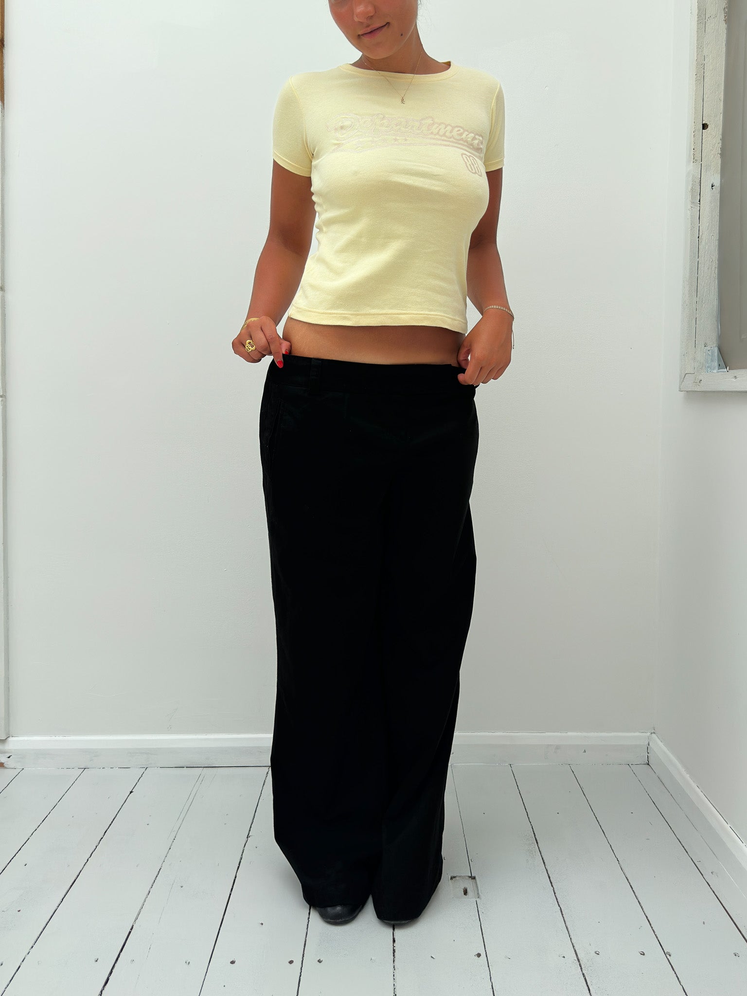 baby tee — size S