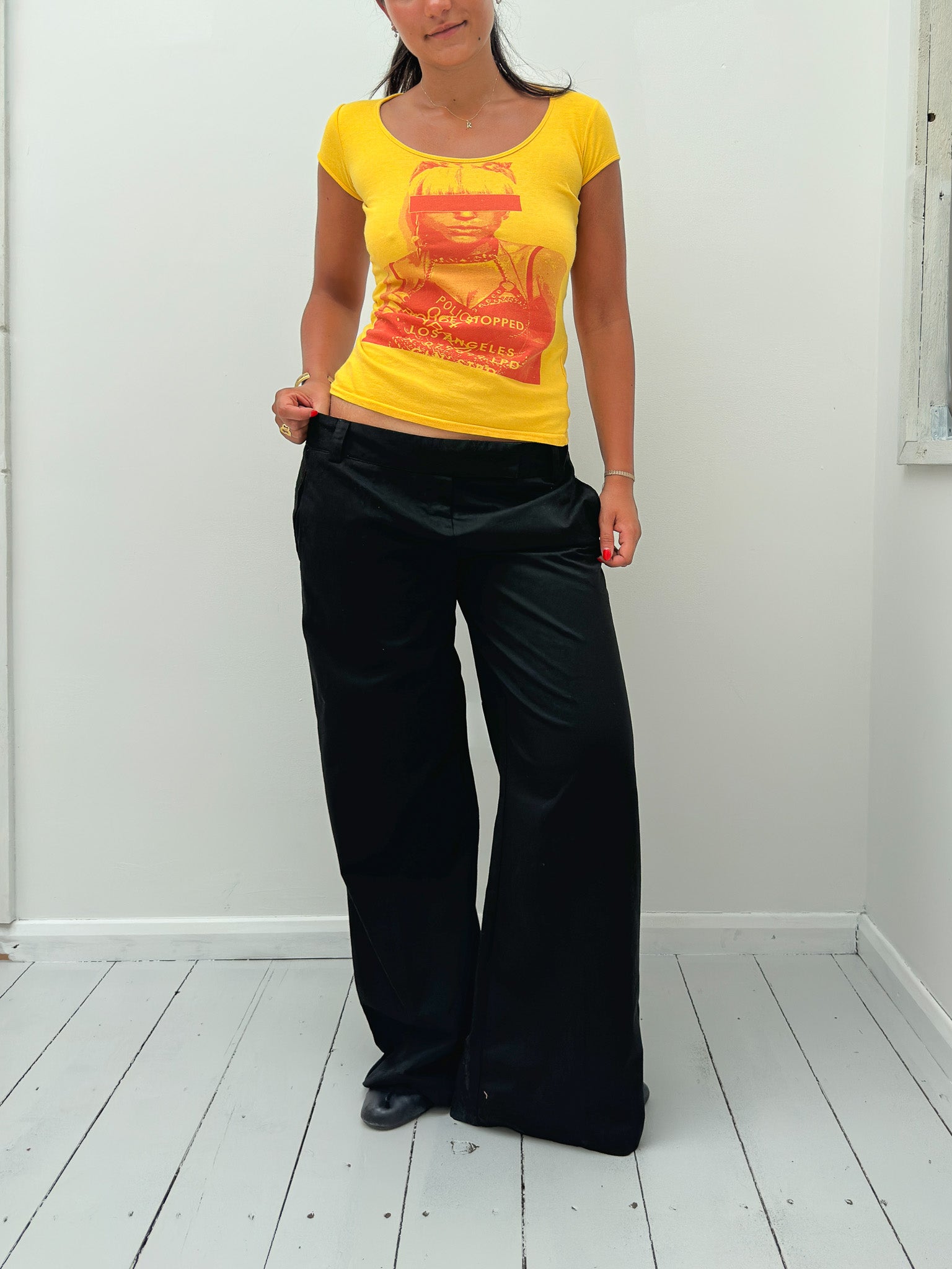 graphic baby tee — size S