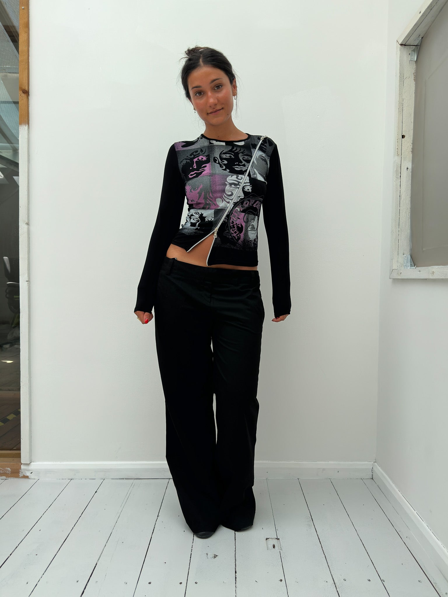 zip long sleeve top — size S