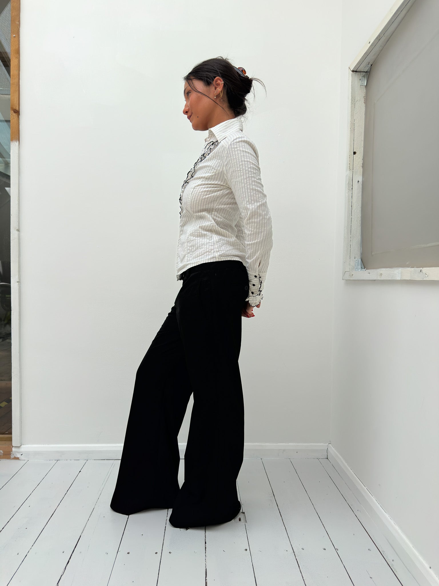 pinstripe ruffle shirt — size XS/S