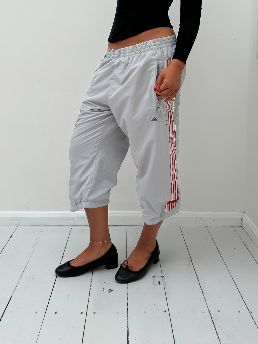 adidas capris — size M