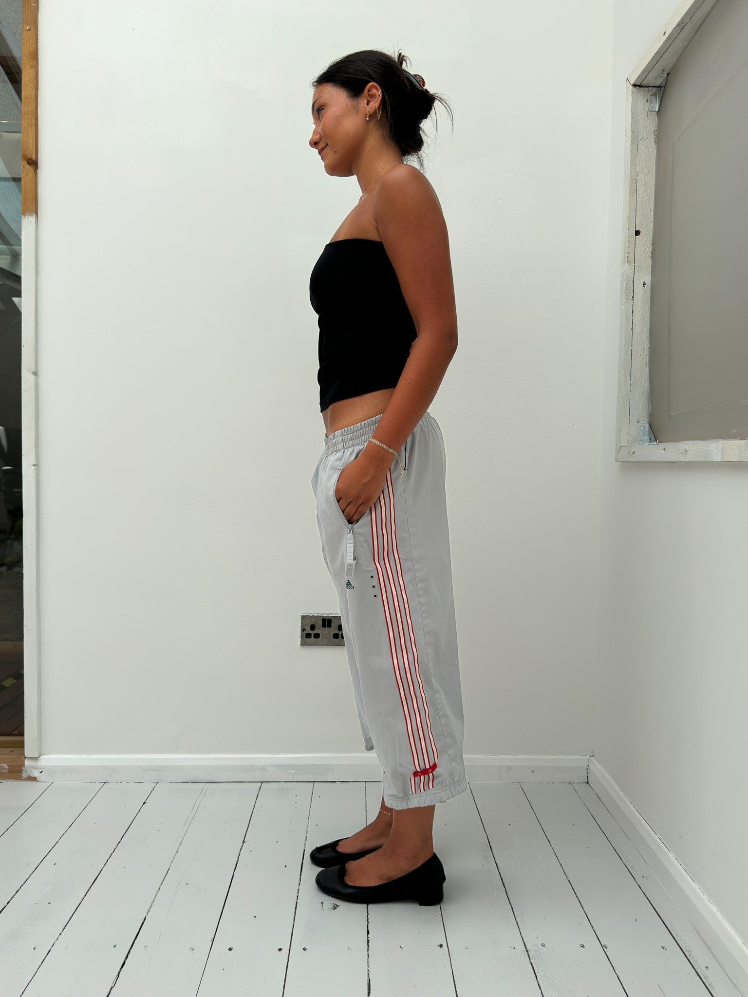 slinky one shoulder top — size S/M