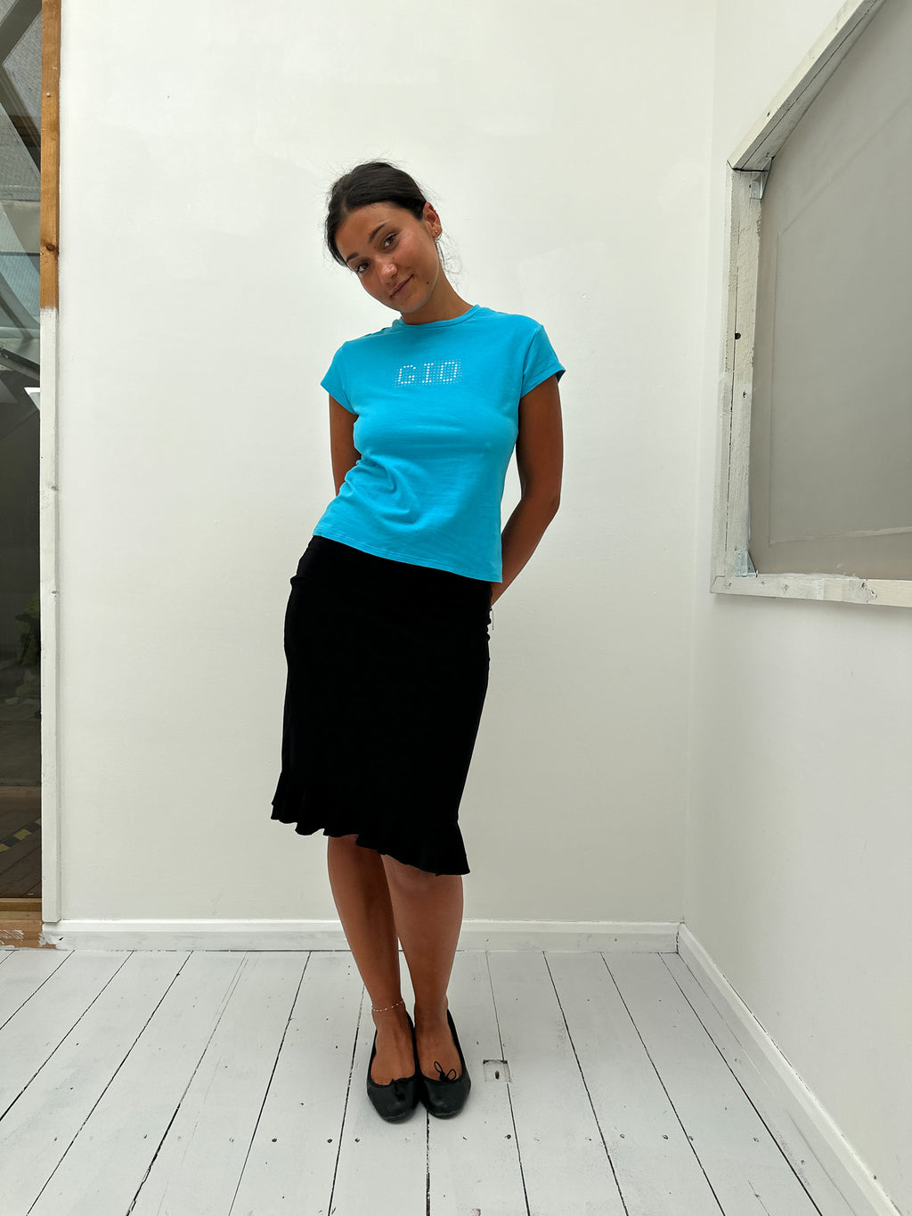 baby tee — size S/M