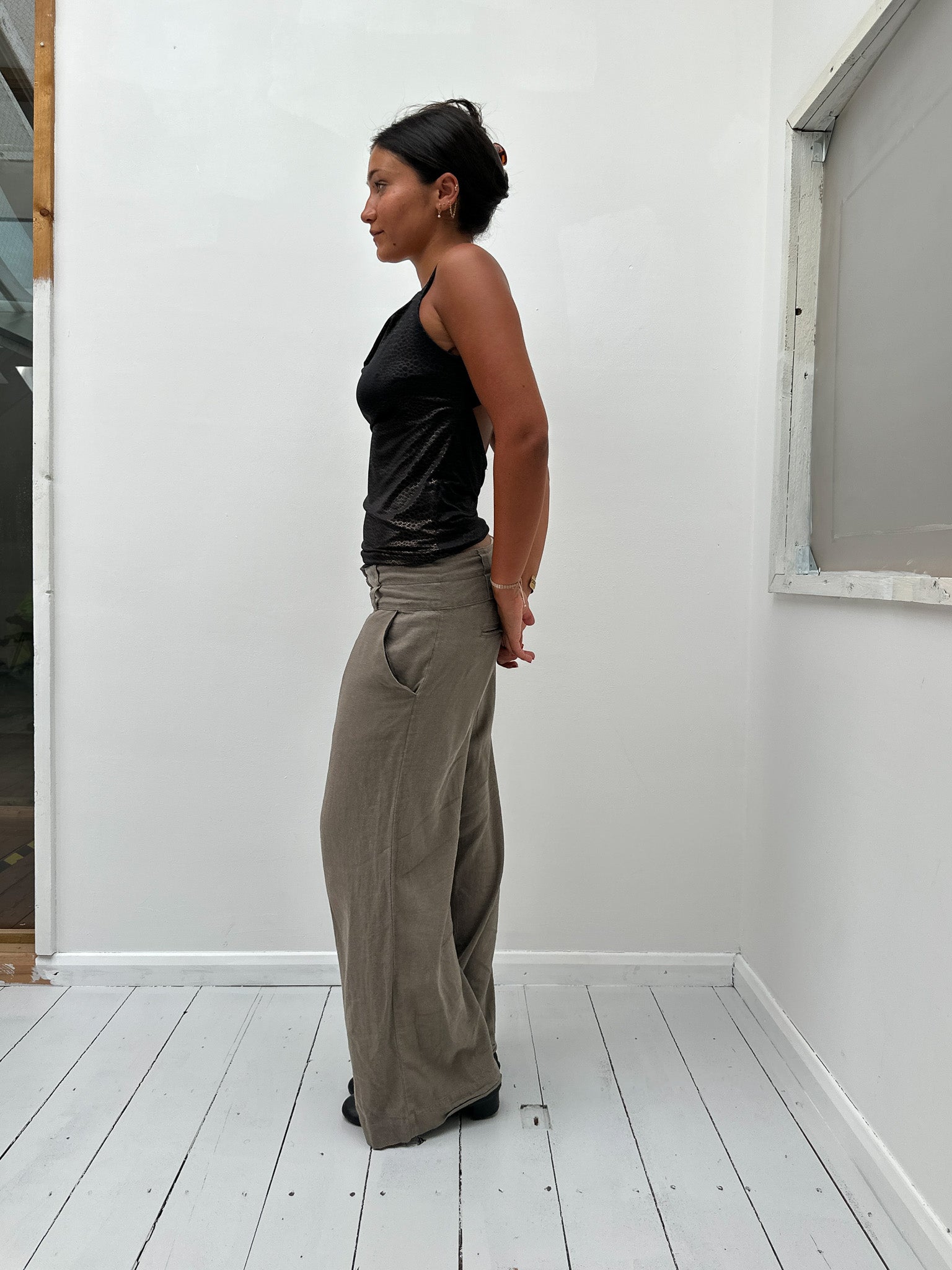 backless cowl neck top — size S