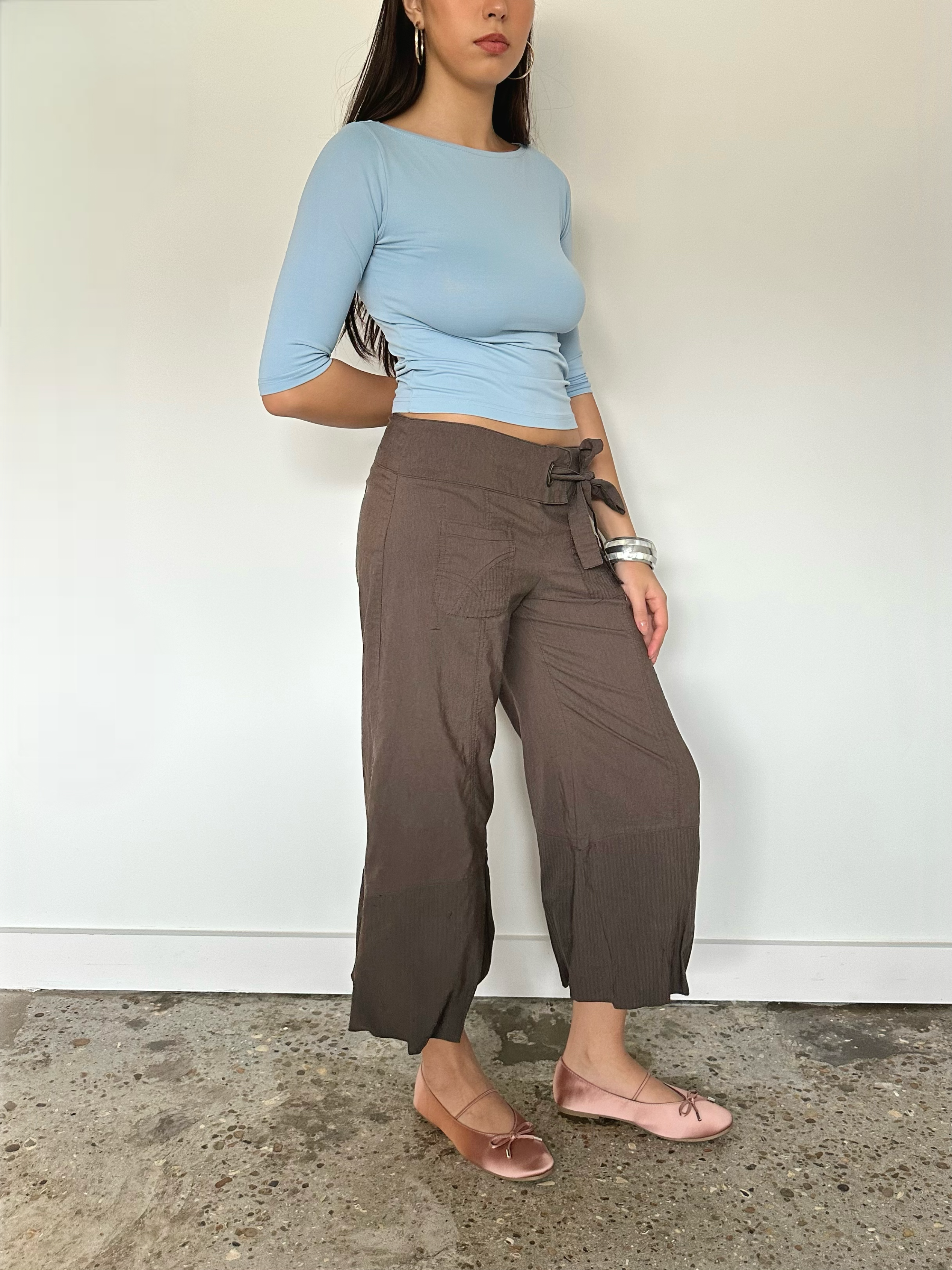 brown capris — size s
