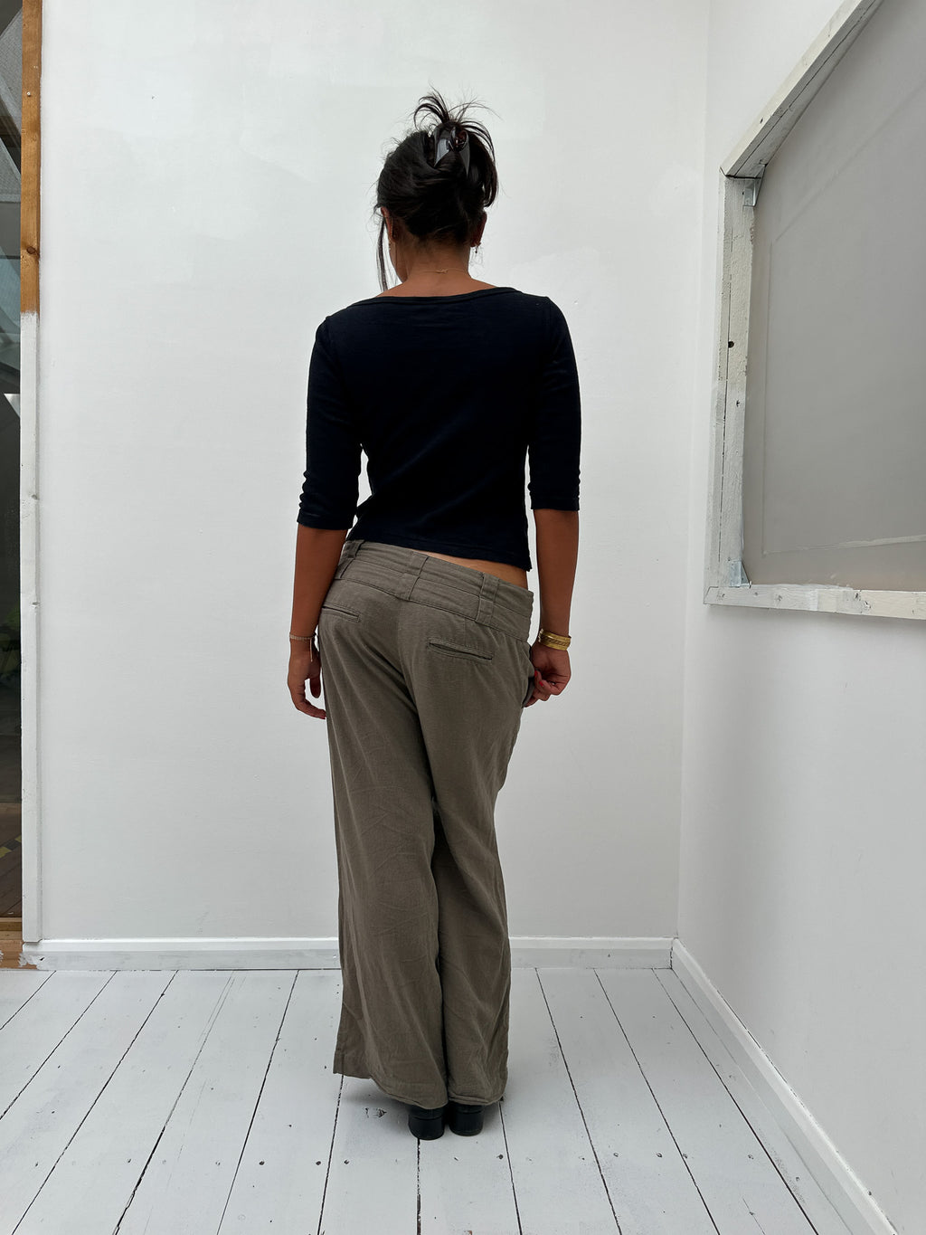 3/4 sleeve top — size S