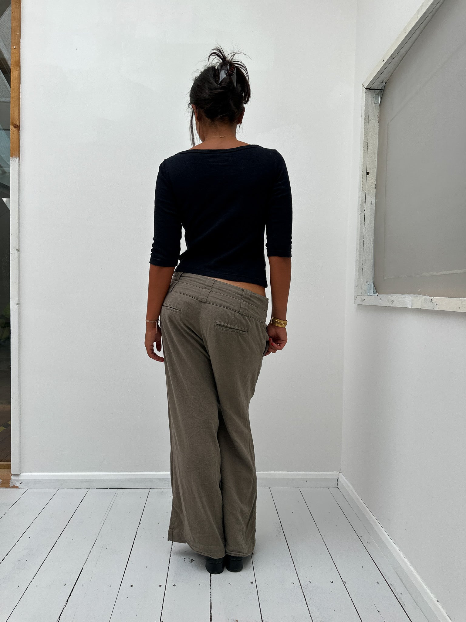 3/4 sleeve top — size S