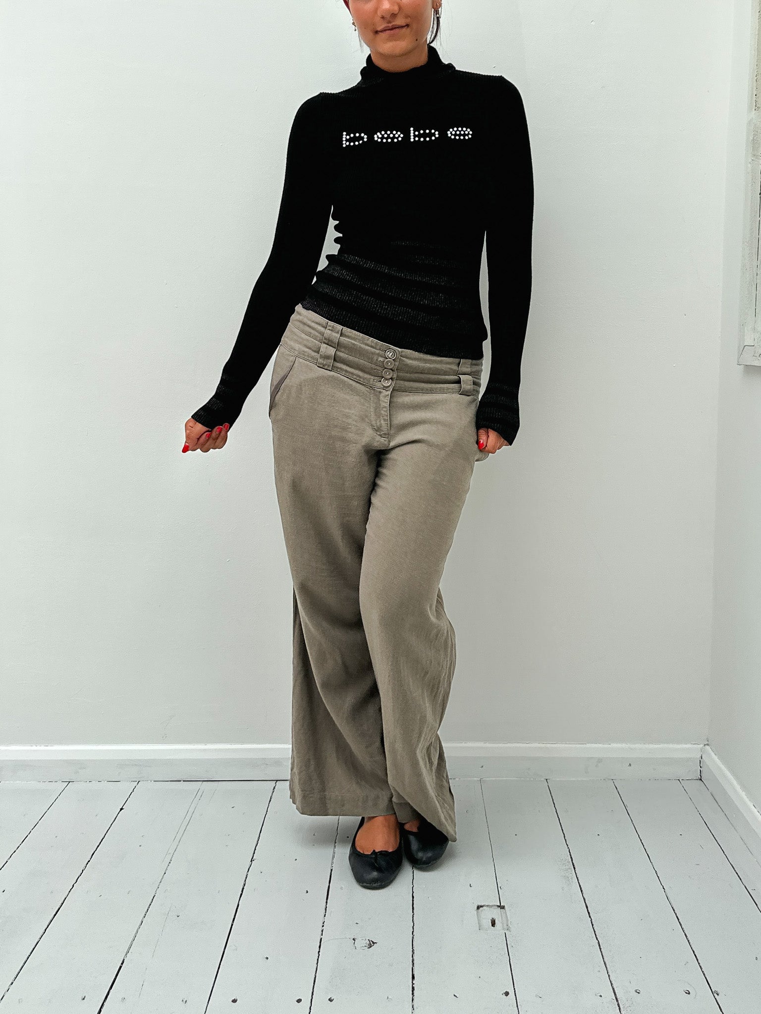 bebe roll neck jumper — size XS/S