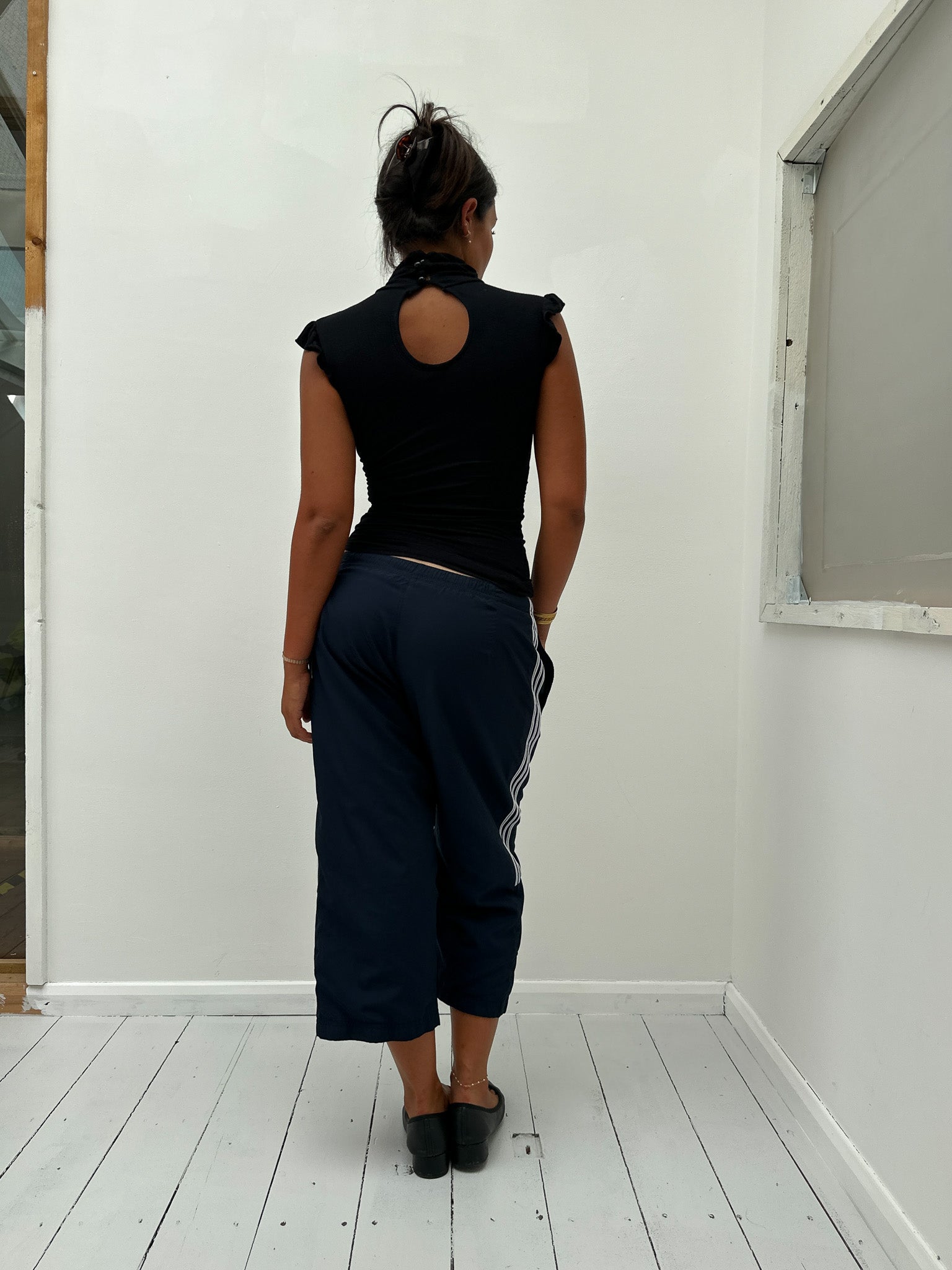 mock neck frill top — size S