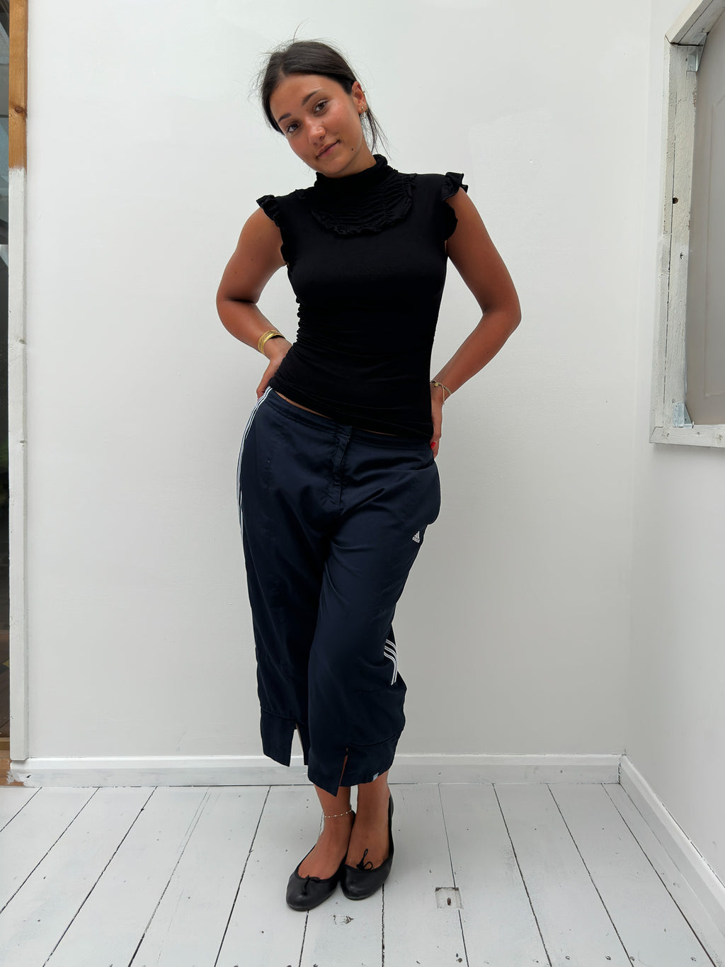mock neck frill top — size S
