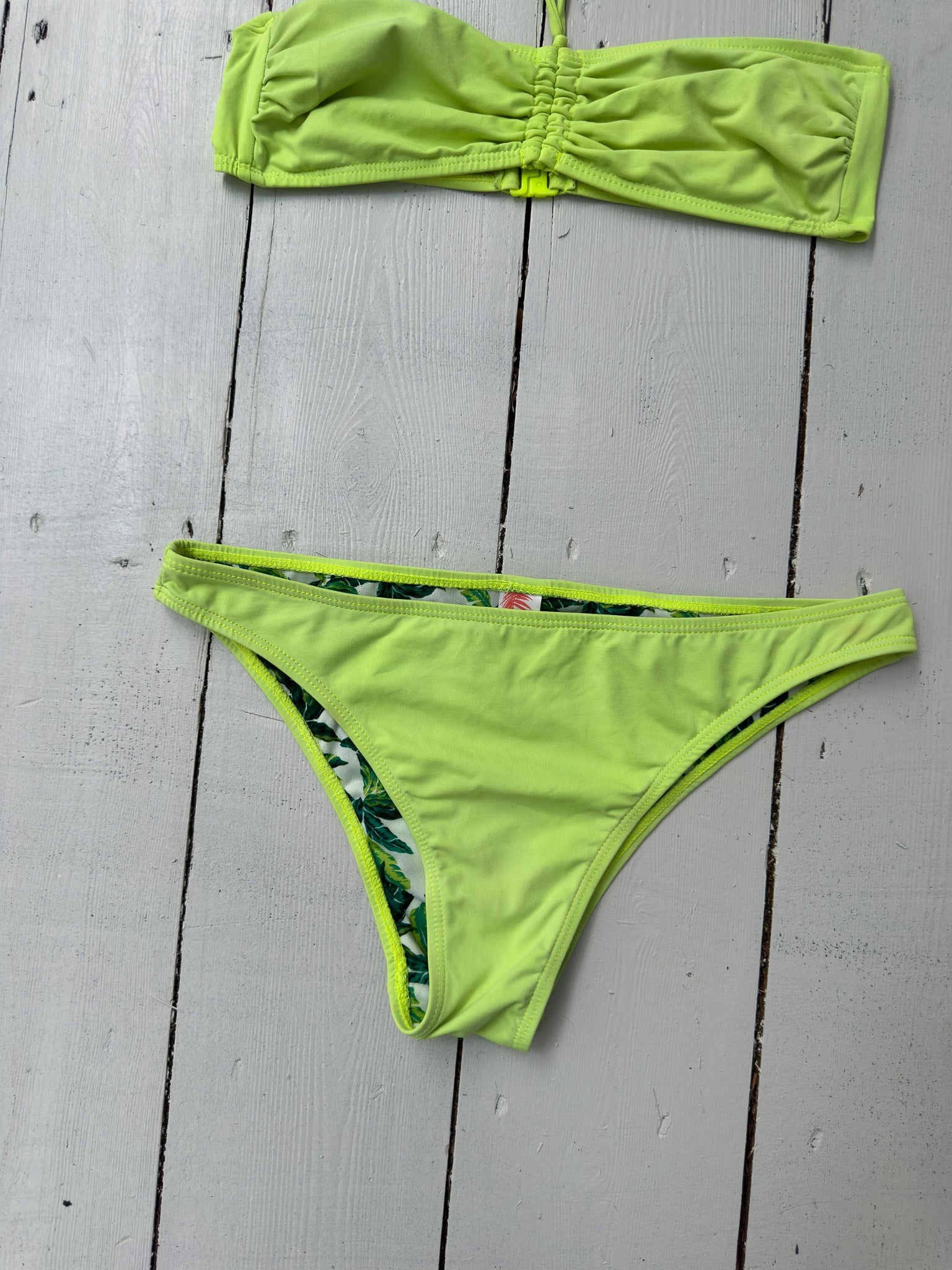 green bikini — size XS/S