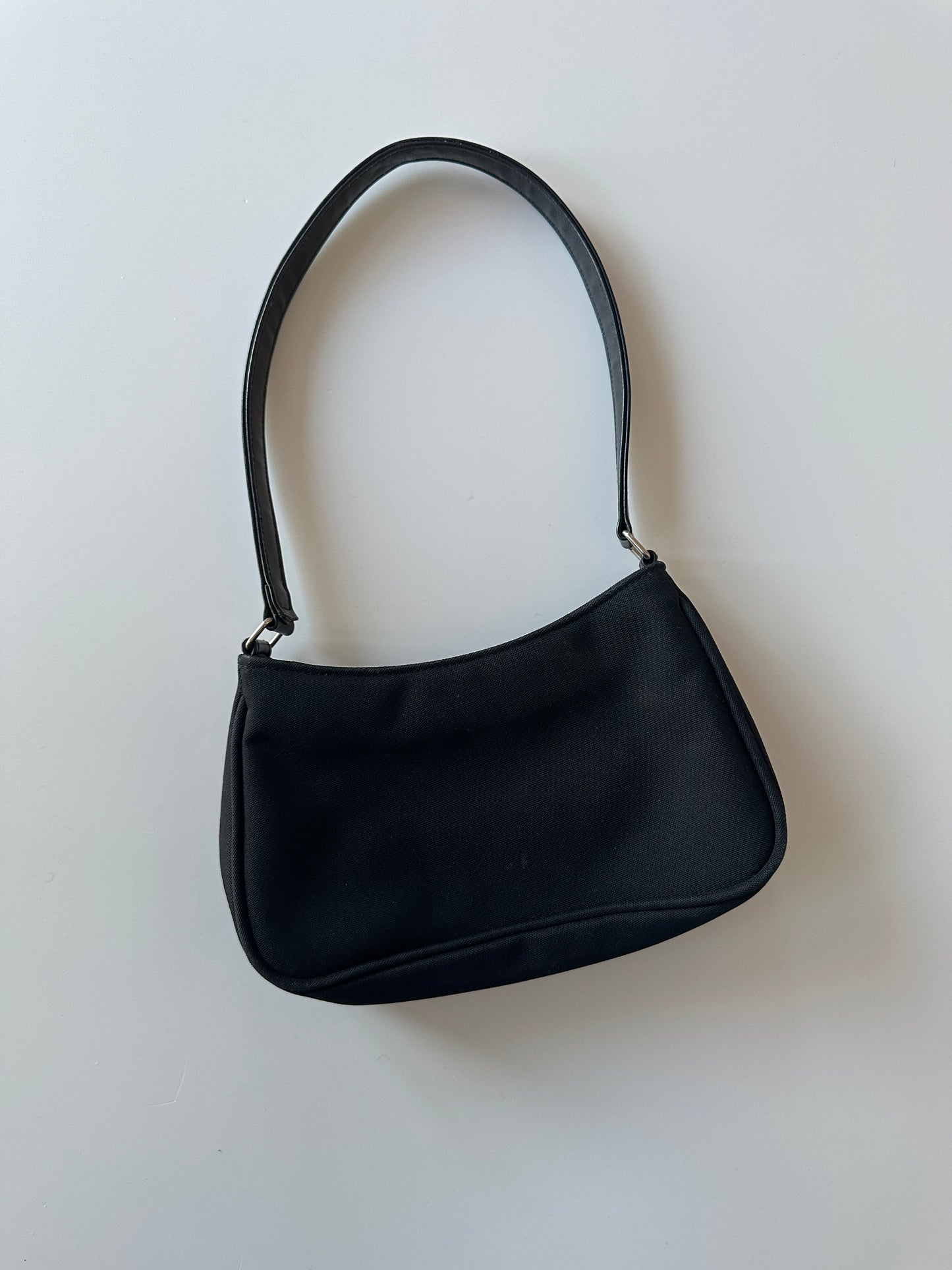 Nylon HandBag • One Size