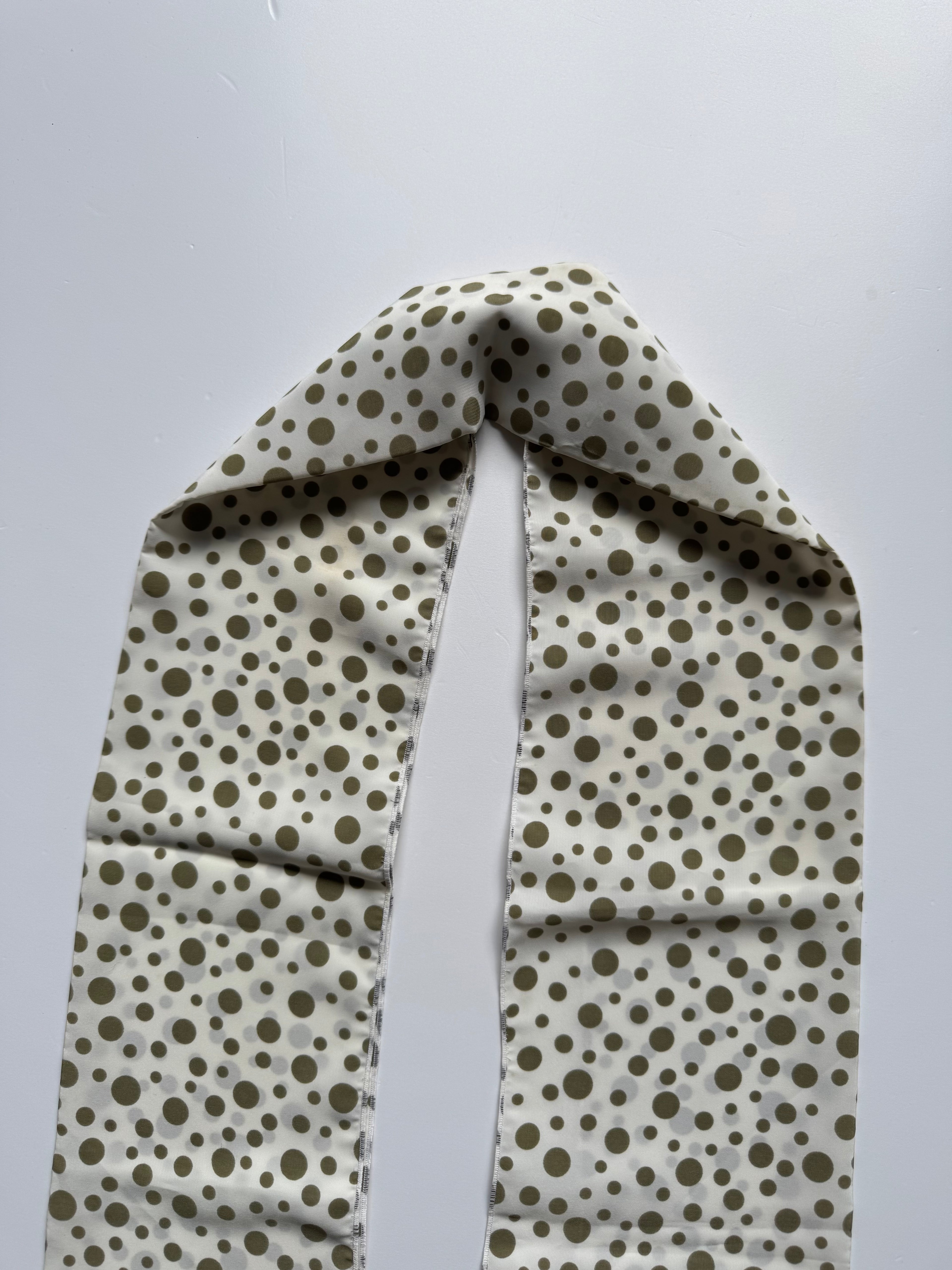 polka dot neck scarf