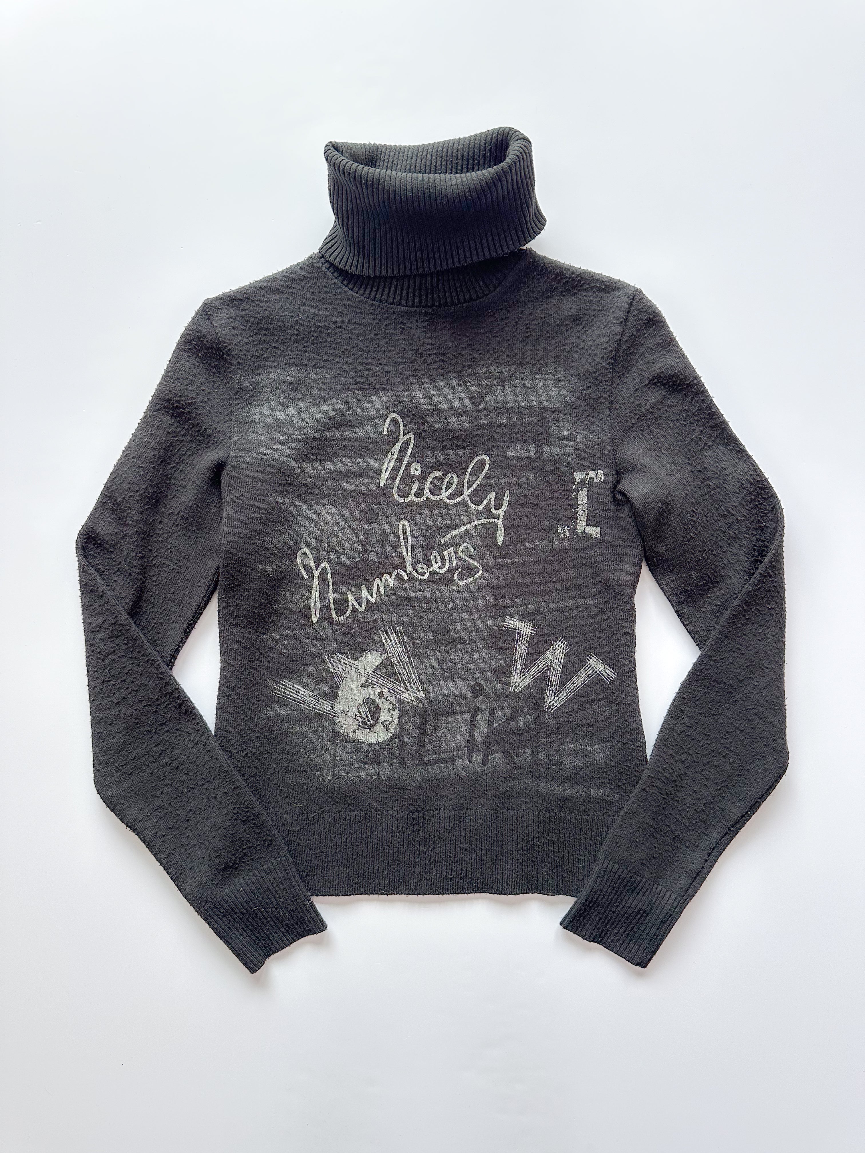 roll-neck knit jumper / size small