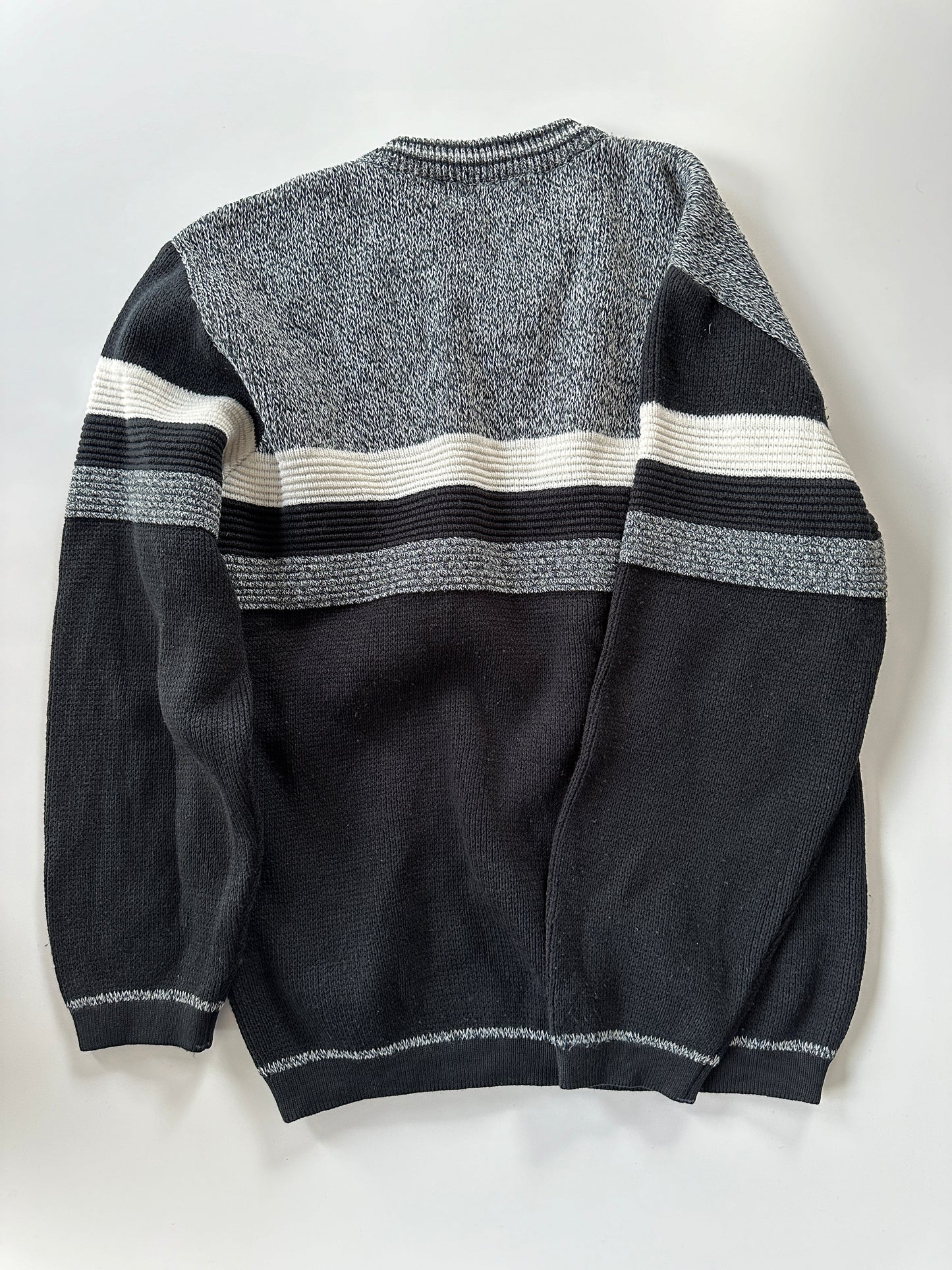 Skater Knit Jumper • Size L/XL