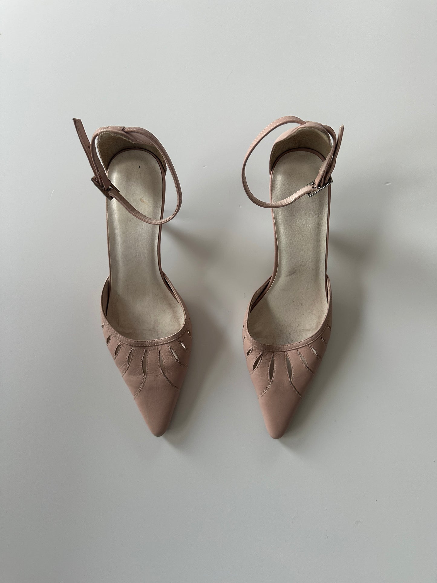 Pointed Toe Heels • UK Size 4 (EU 37)