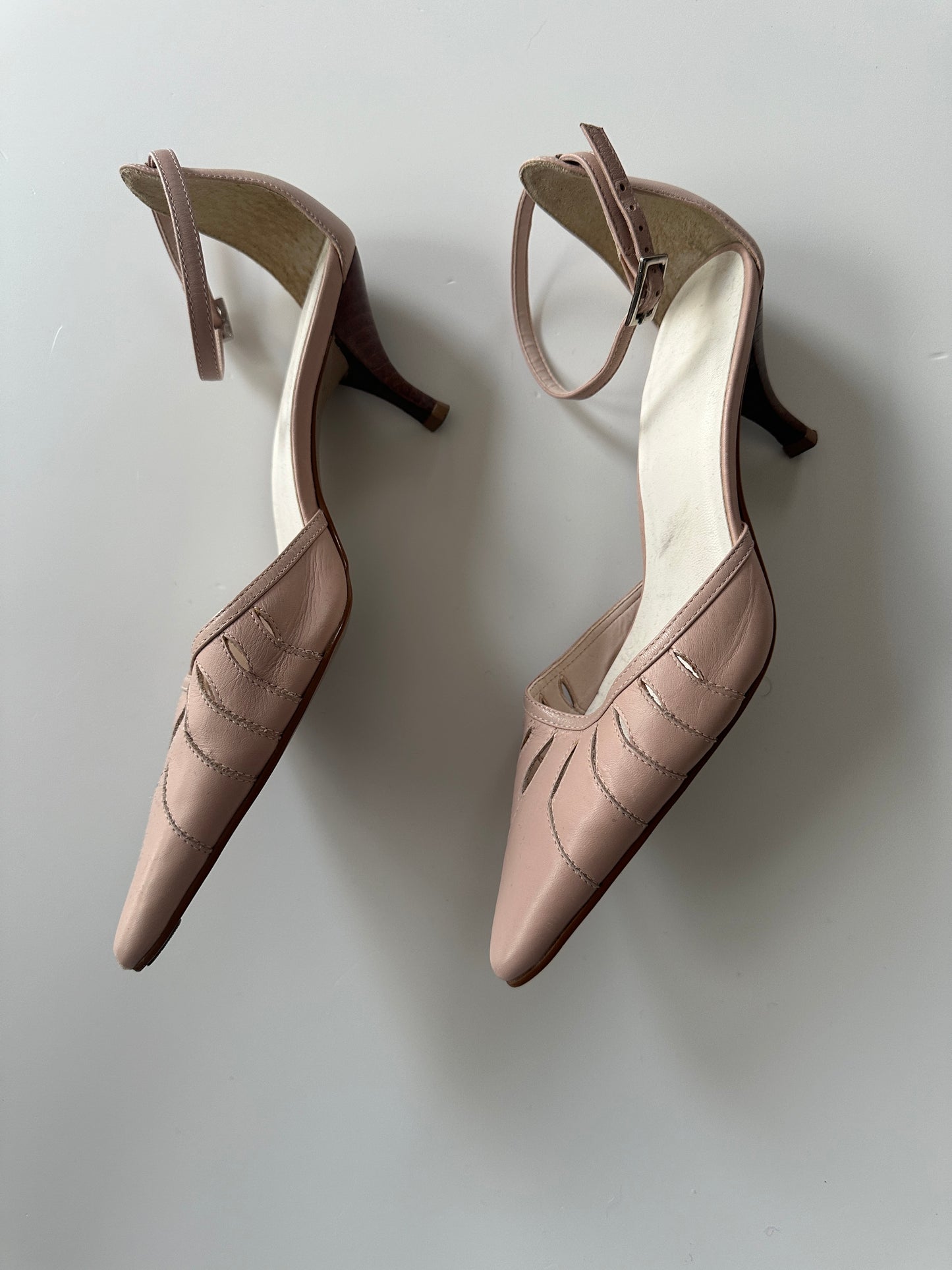 Pointed Toe Heels • UK Size 4 (EU 37)