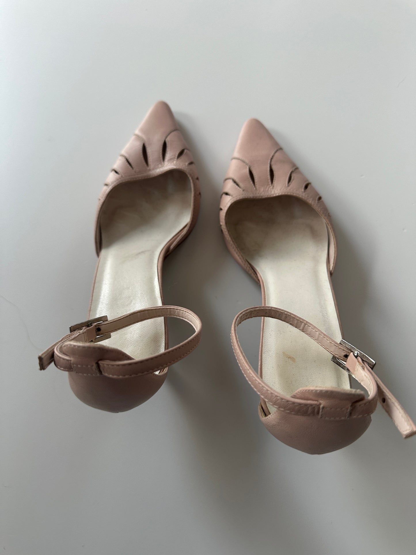 Pointed Toe Heels • UK Size 4 (EU 37)