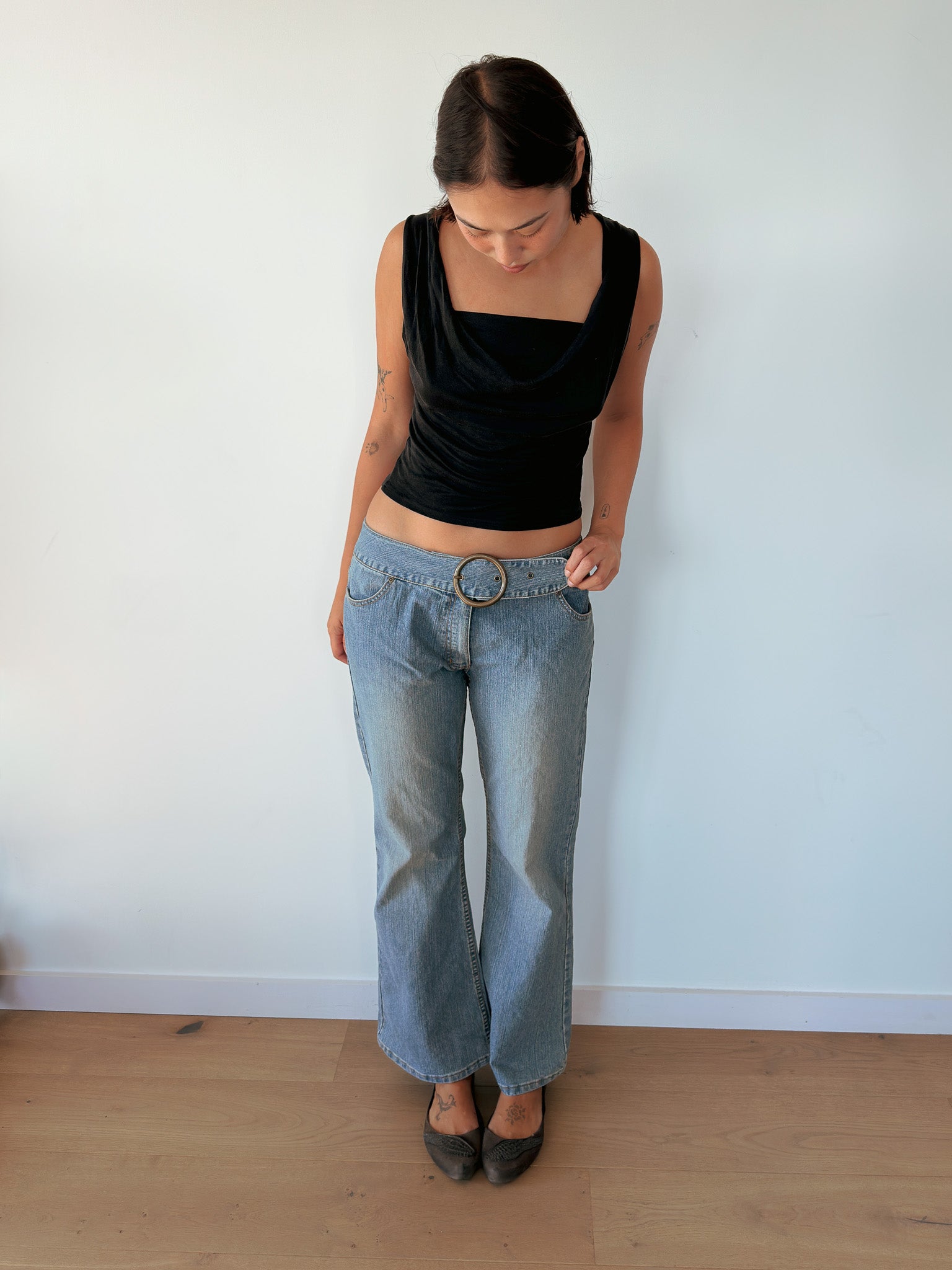 low rise belt jeans — size S-M