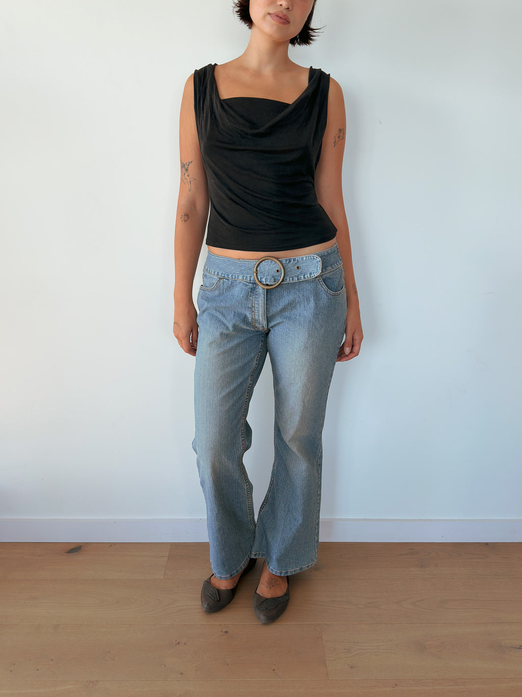 low rise belt jeans — size S-M